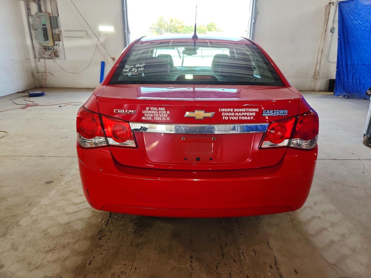 2014 Chevrolet Cruze Ls Красный vin: 1G1PA5SH9E7117983