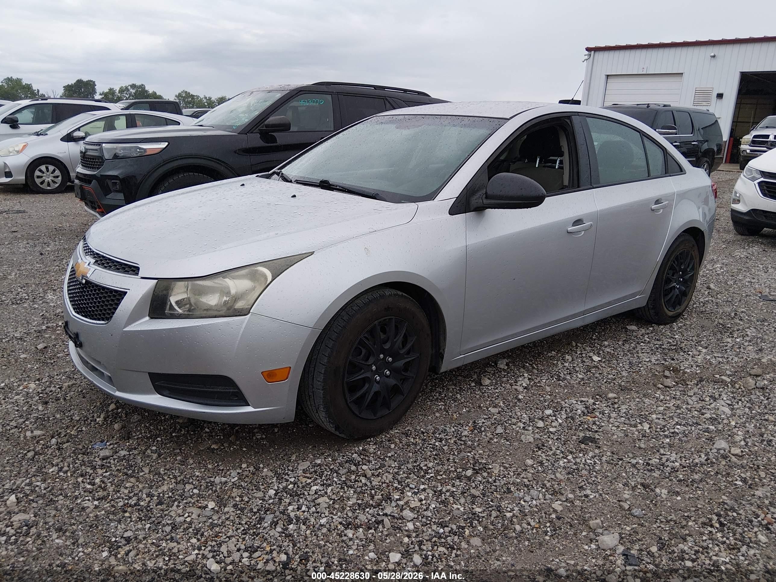 2014 Chevrolet Cruze Ls Auto Silver vin: 1G1PA5SH9E7167802