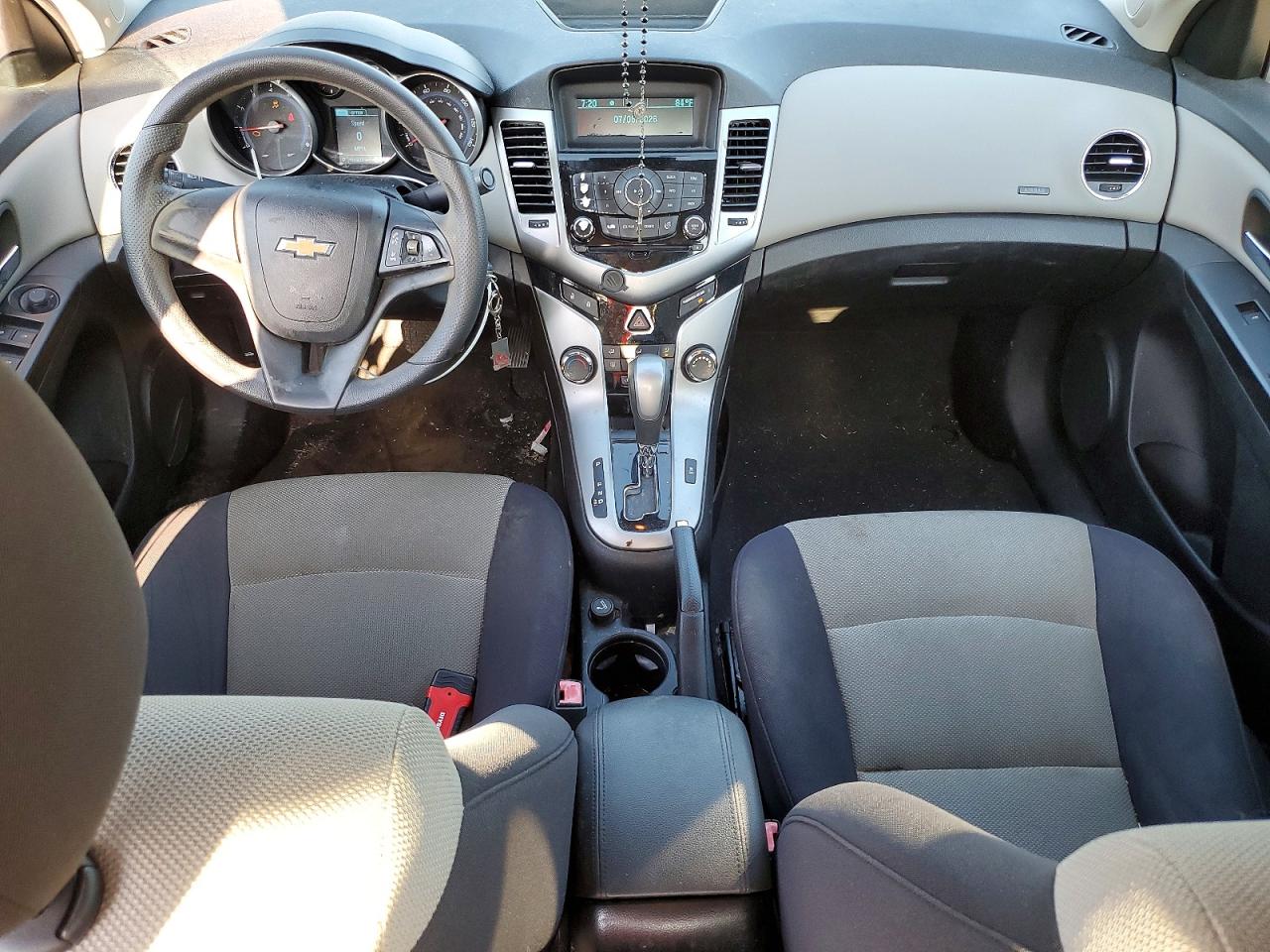 2014 Chevrolet Cruze Ls White vin: 1G1PA5SH9E7269990