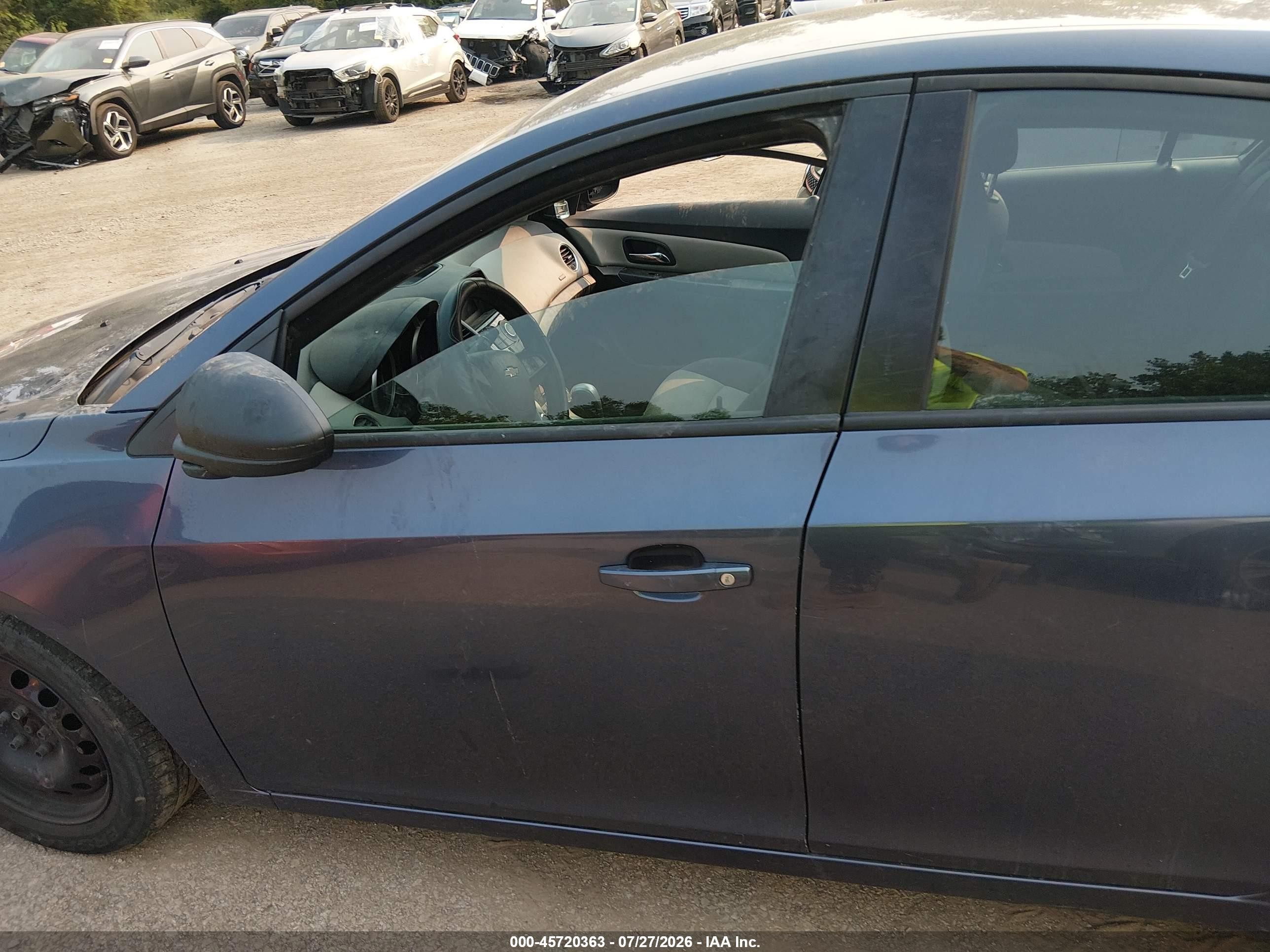 2014 Chevrolet Cruze Ls Auto Синий vin: 1G1PA5SH9E7272825