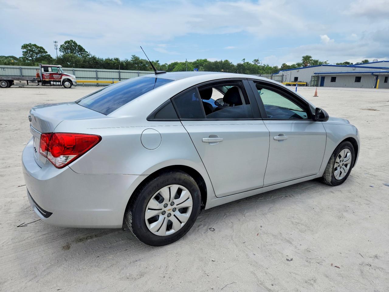 2014 Chevrolet Cruze Ls Silver vin: 1G1PA5SH9E7280942