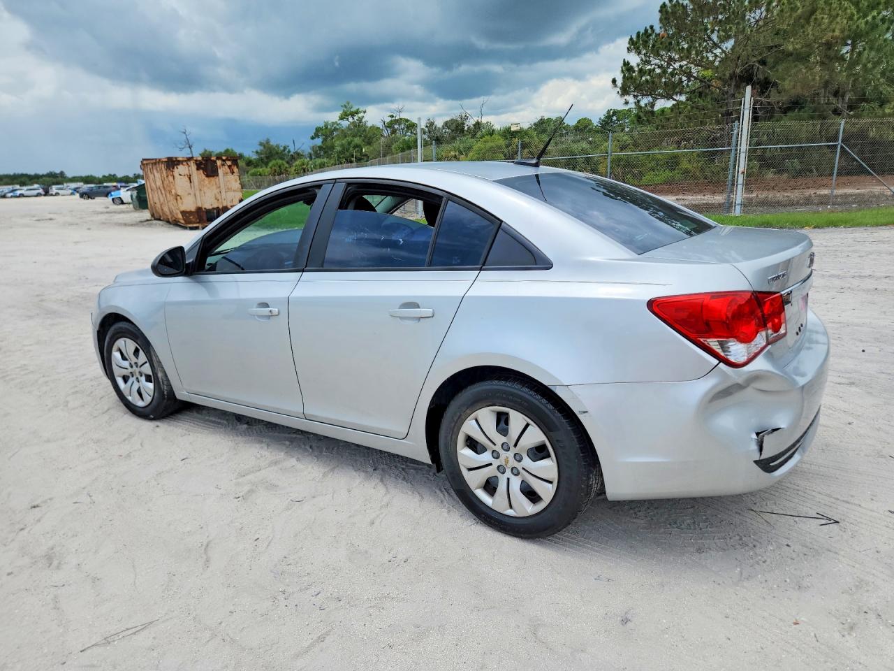 2014 Chevrolet Cruze Ls Silver vin: 1G1PA5SH9E7280942