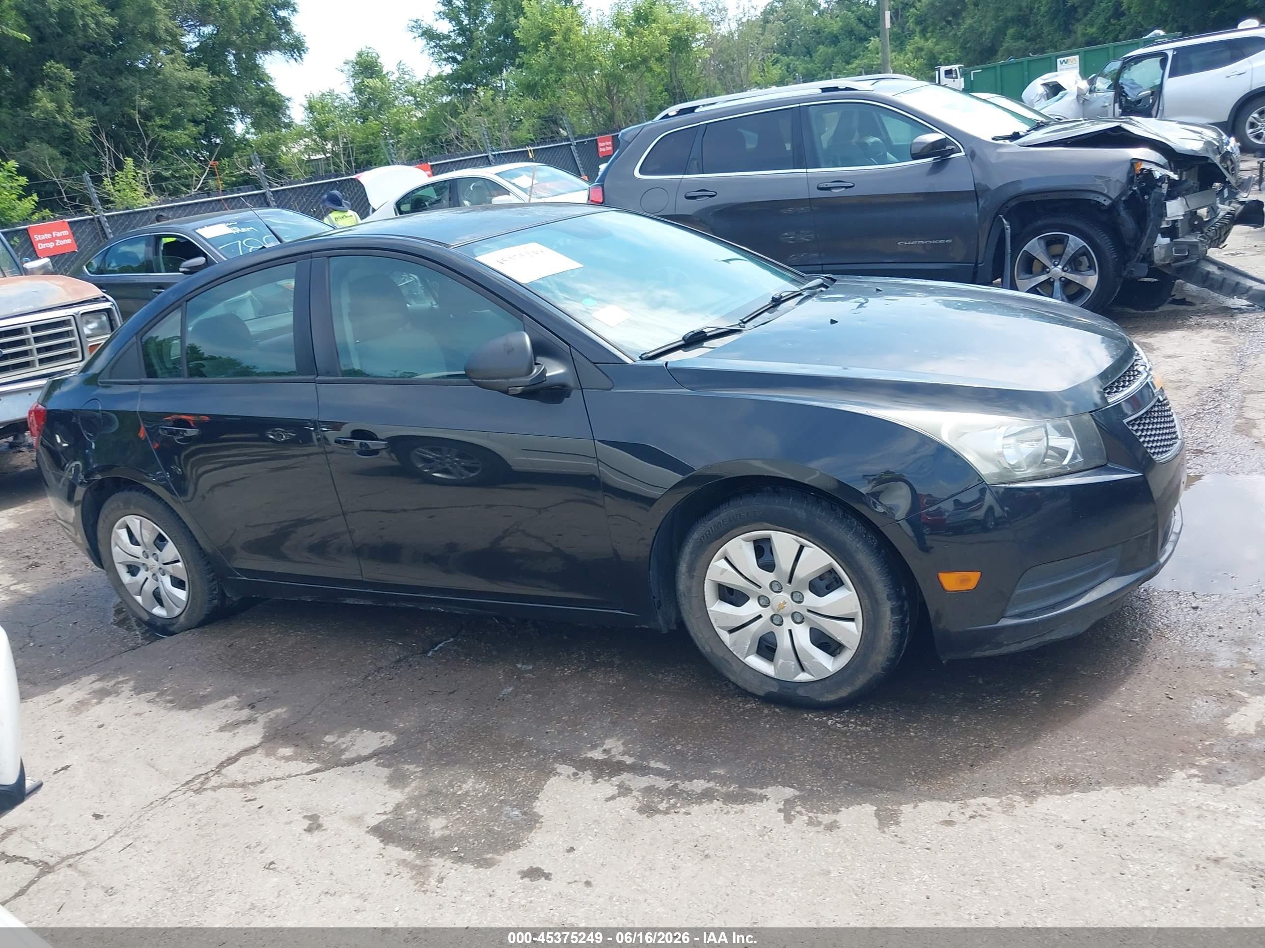 2014 Chevrolet Cruze Ls Auto Black vin: 1G1PA5SHXE7130967