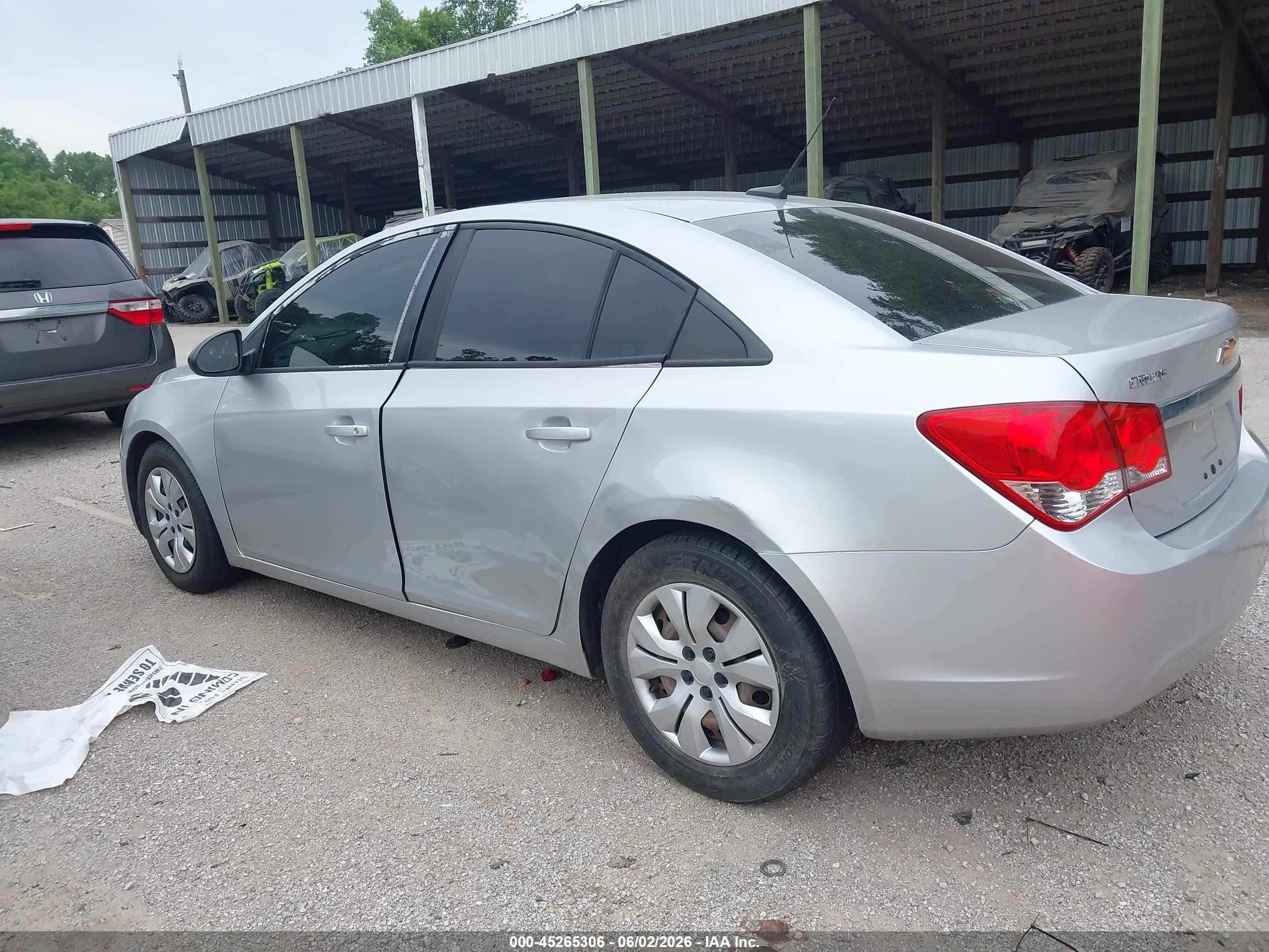 2014 Chevrolet Cruze Ls Auto Silver vin: 1G1PA5SHXE7198136
