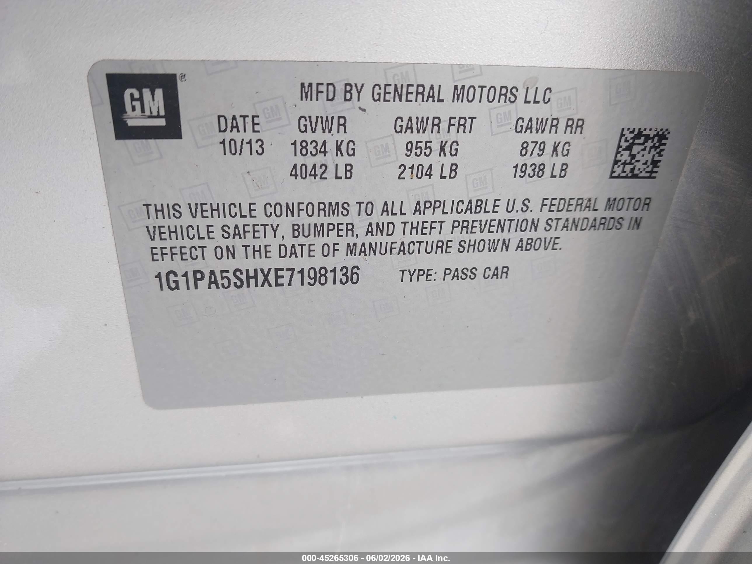 2014 Chevrolet Cruze Ls Auto Silver vin: 1G1PA5SHXE7198136