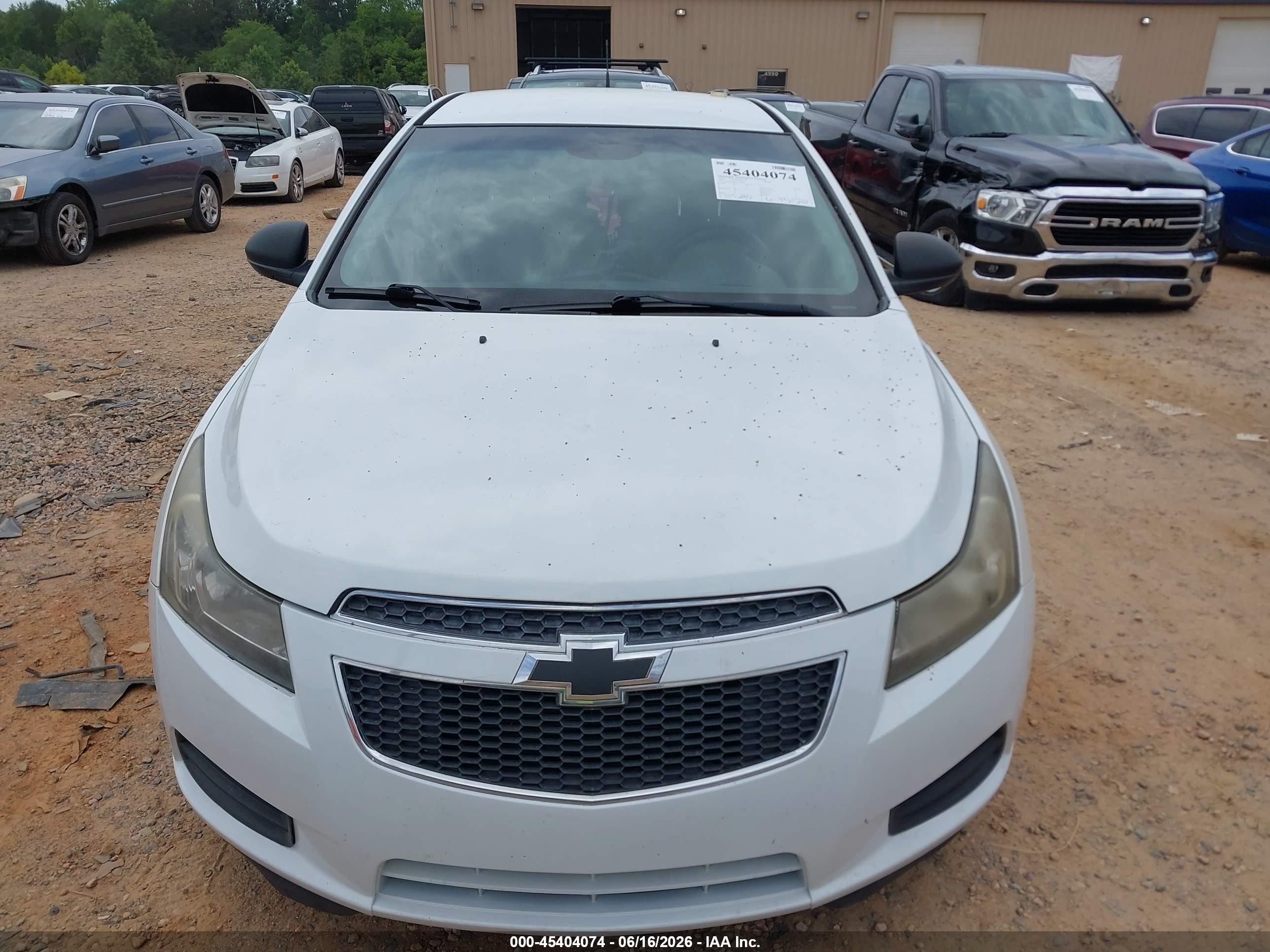 2014 Chevrolet Cruze Ls Auto White vin: 1G1PA5SHXE7226405