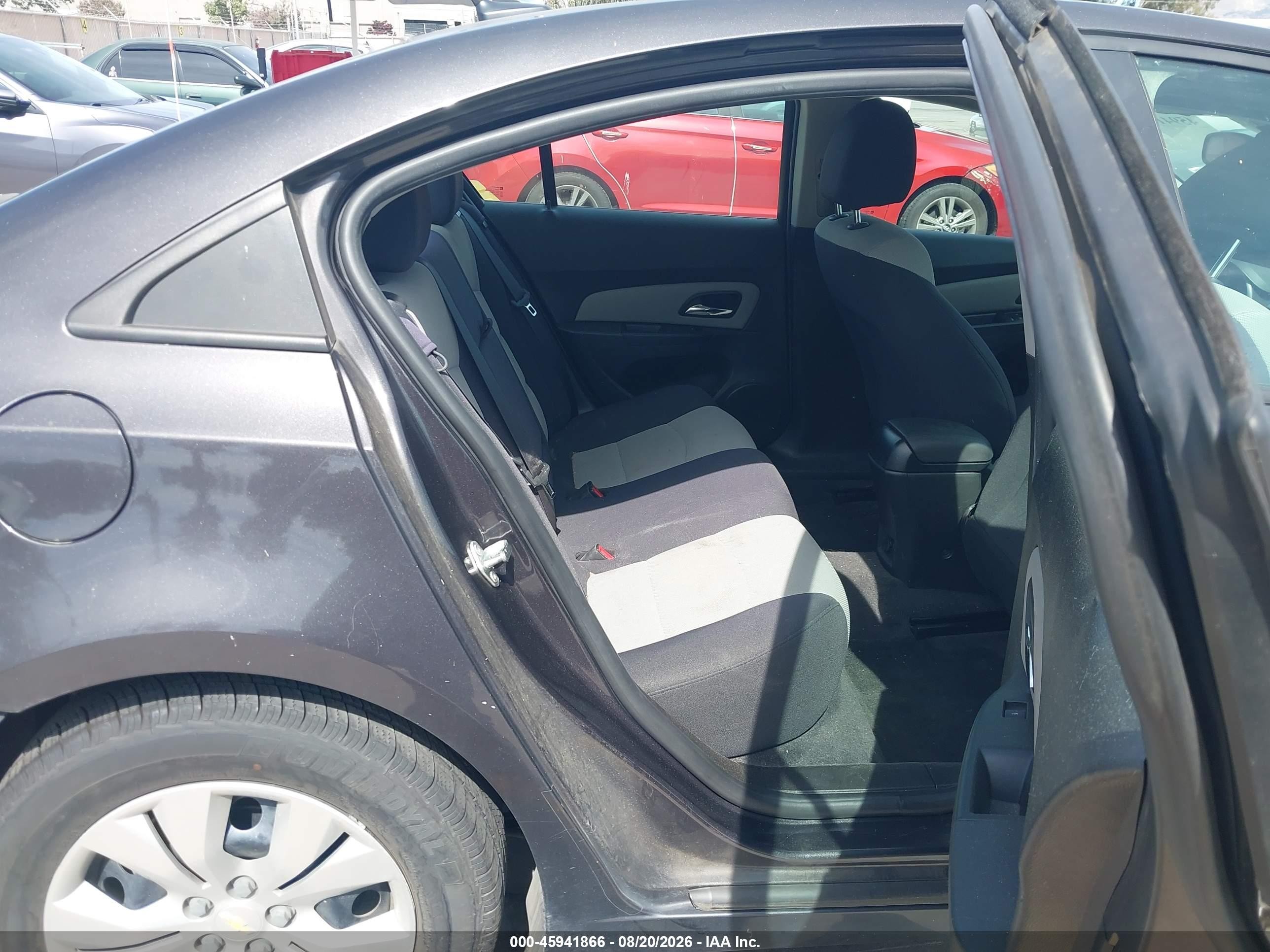 2014 Chevrolet Cruze Ls Auto Gray vin: 1G1PA5SHXE7250767