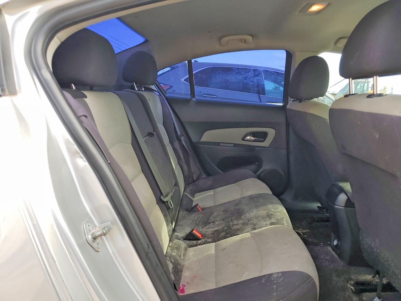 2014 Chevrolet Cruze Ls Silver vin: 1G1PA5SHXE7254544