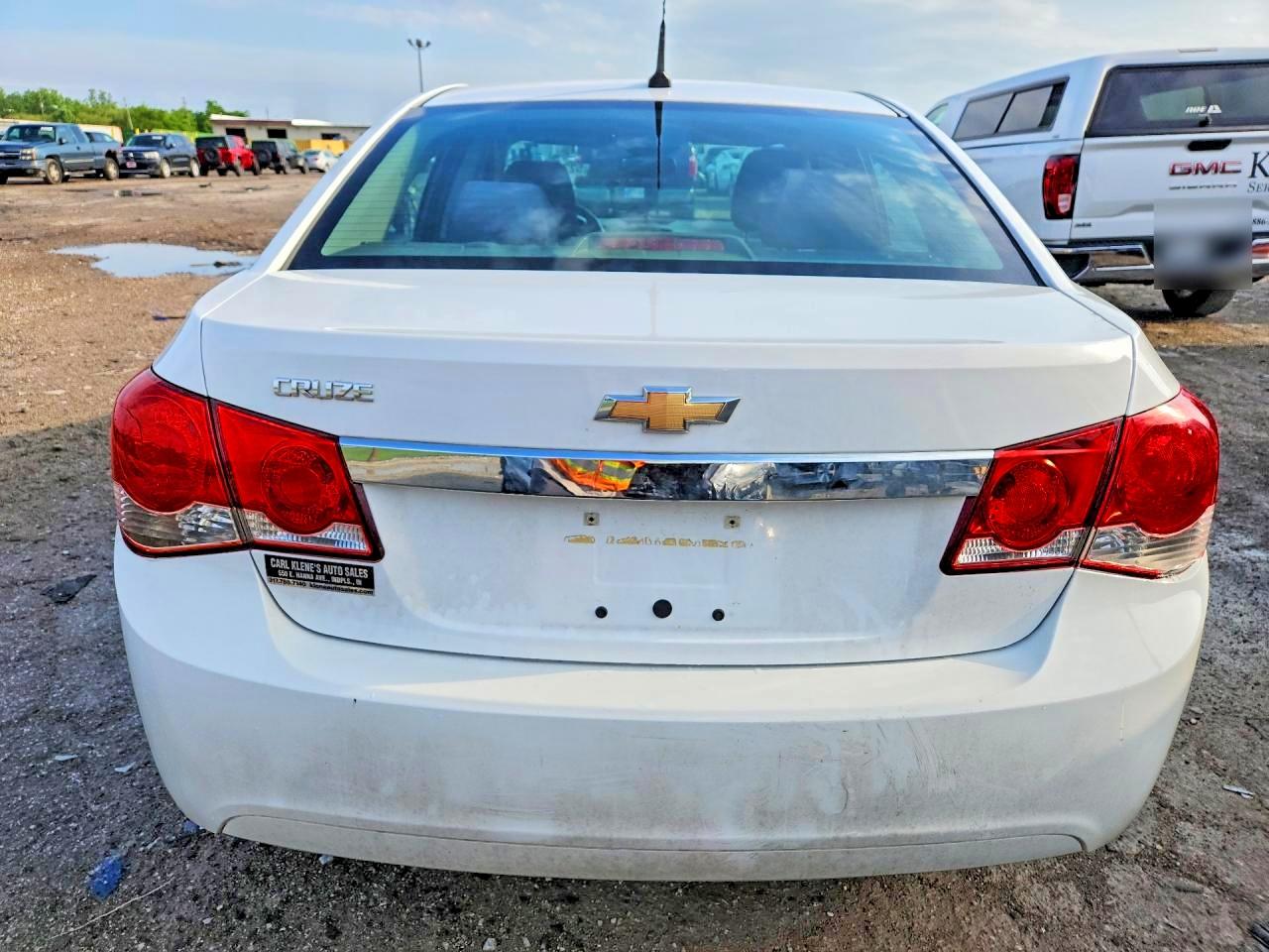2014 Chevrolet Cruze Ls White vin: 1G1PA5SHXE7285180