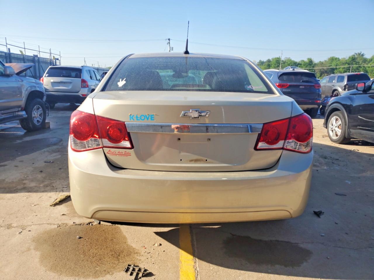 2014 Chevrolet Cruze Ls Beige vin: 1G1PA5SHXE7333339