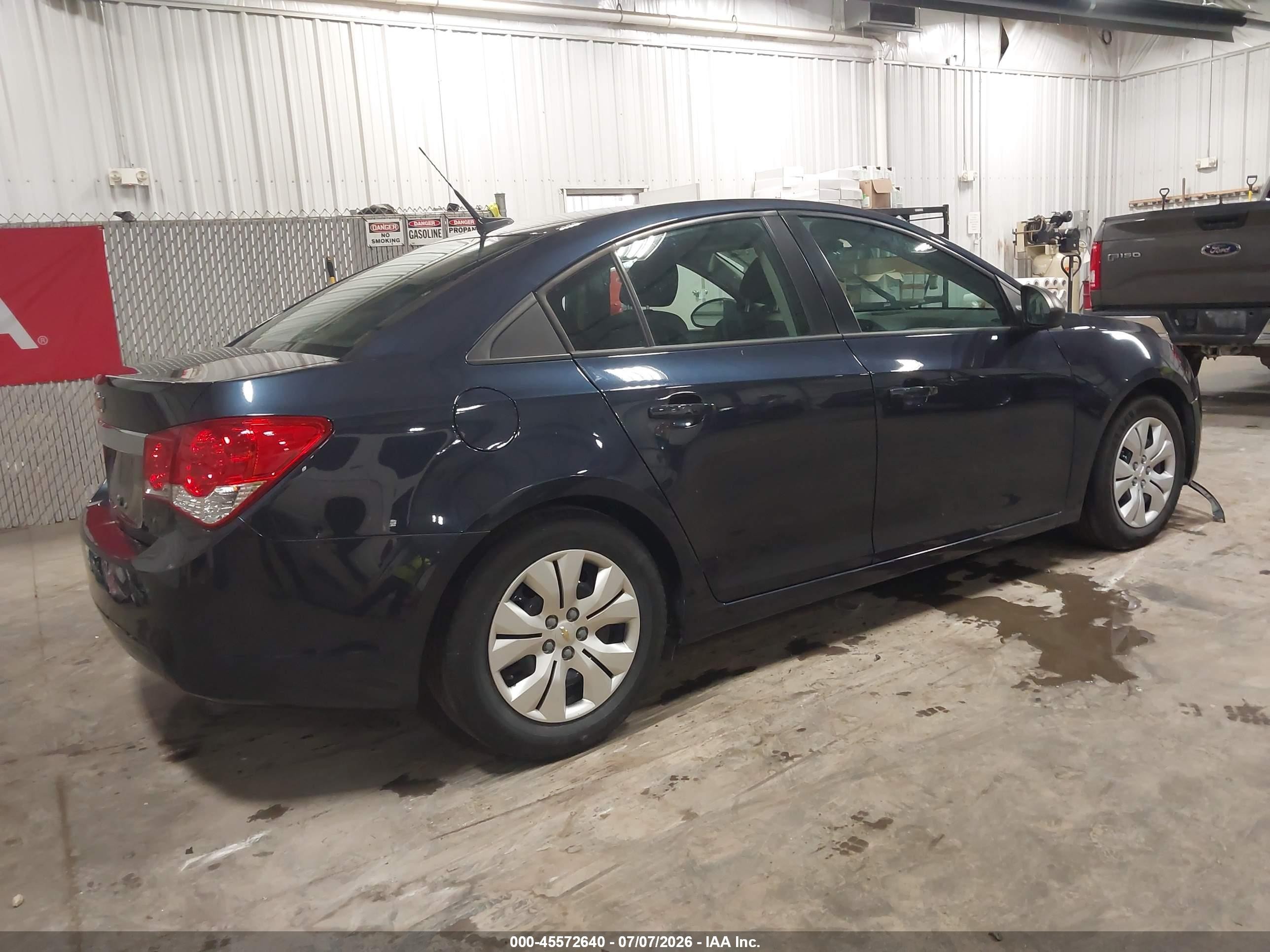 2014 Chevrolet Cruze Ls Auto Blue vin: 1G1PA5SHXE7484990