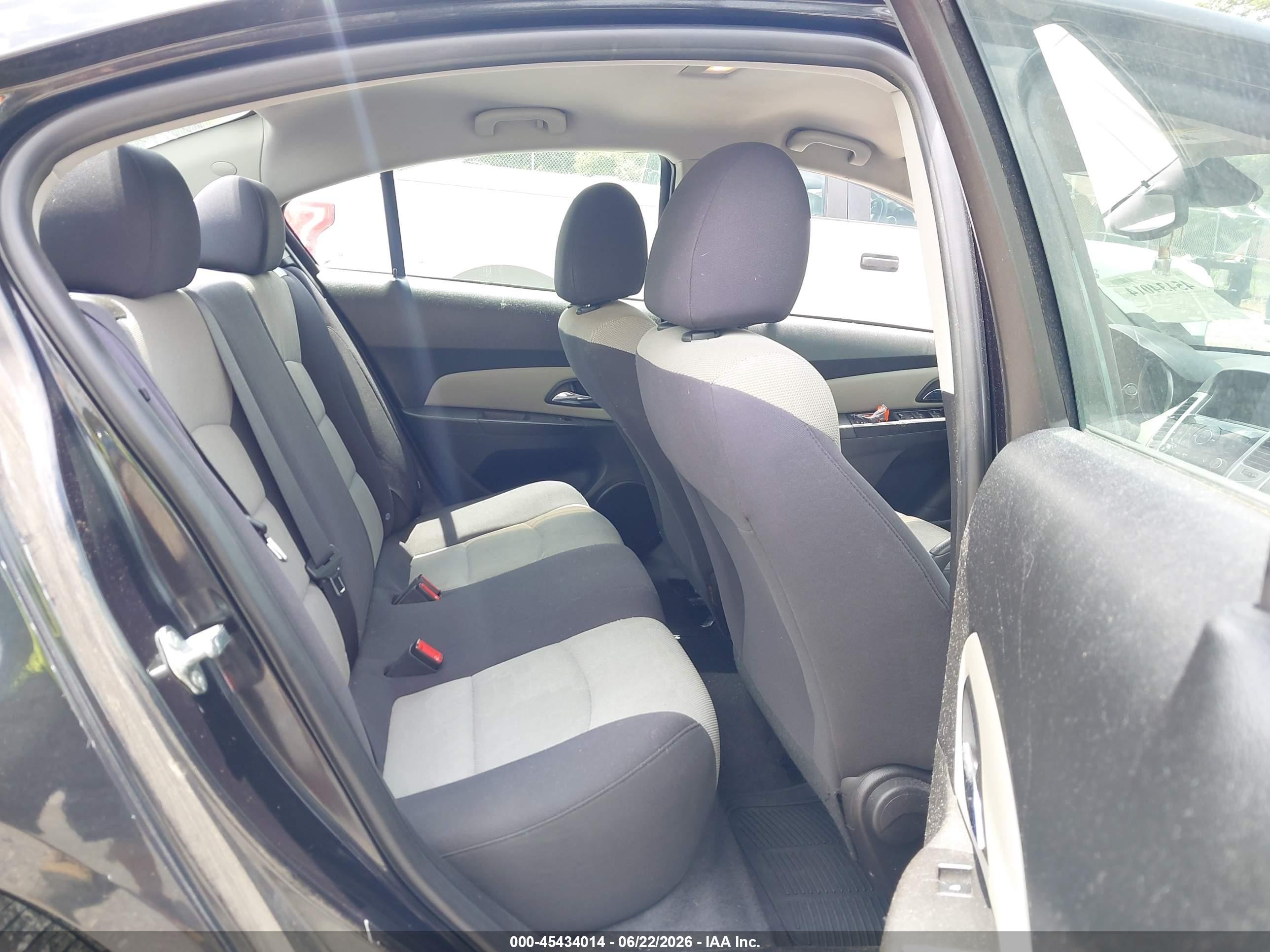 2015 Chevrolet Cruze Ls Auto Серый vin: 1G1PA5SHXF7119680