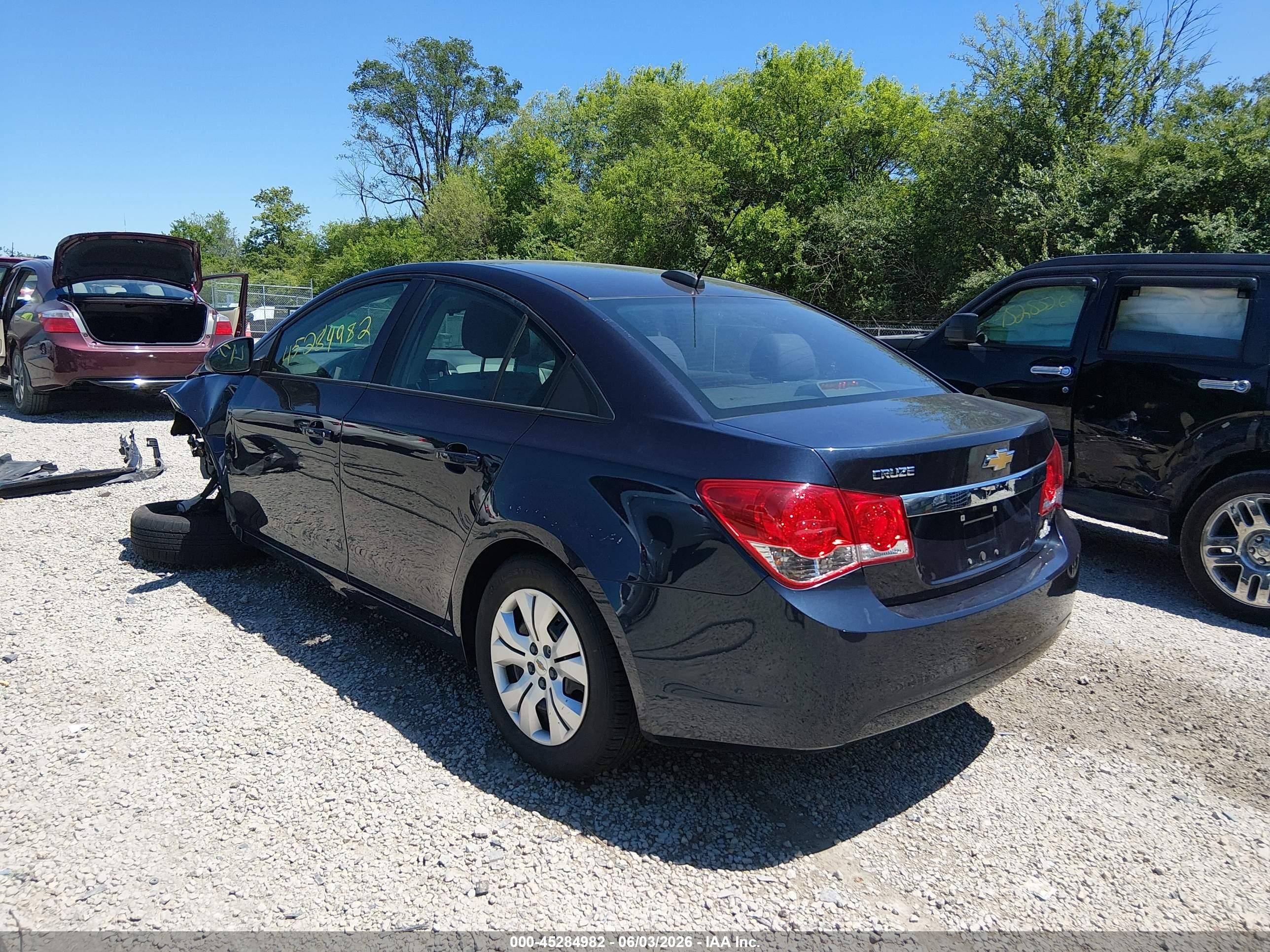 2015 Chevrolet Cruze Ls Auto Black vin: 1G1PA5SHXF7139279
