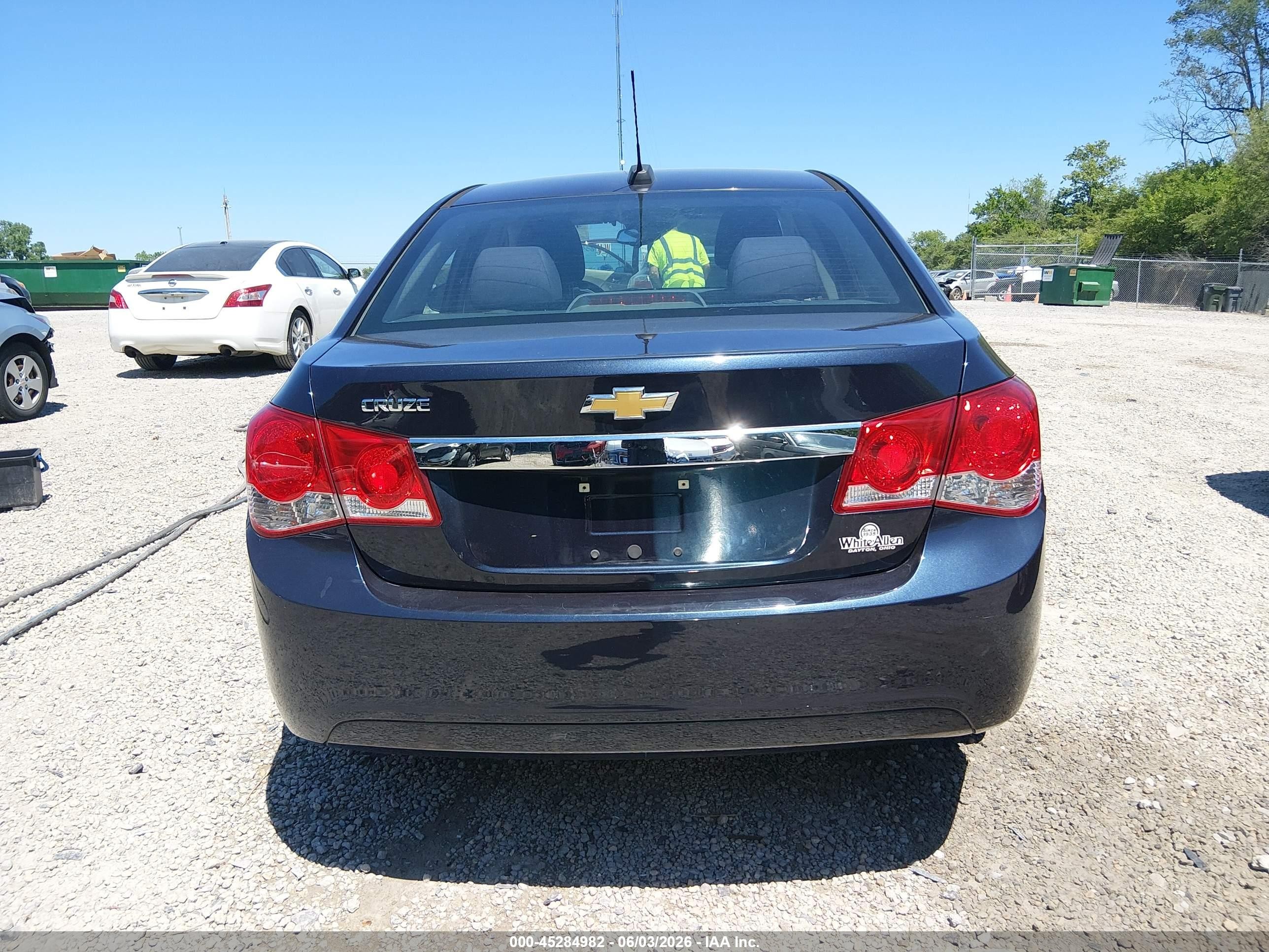 2015 Chevrolet Cruze Ls Auto Black vin: 1G1PA5SHXF7139279
