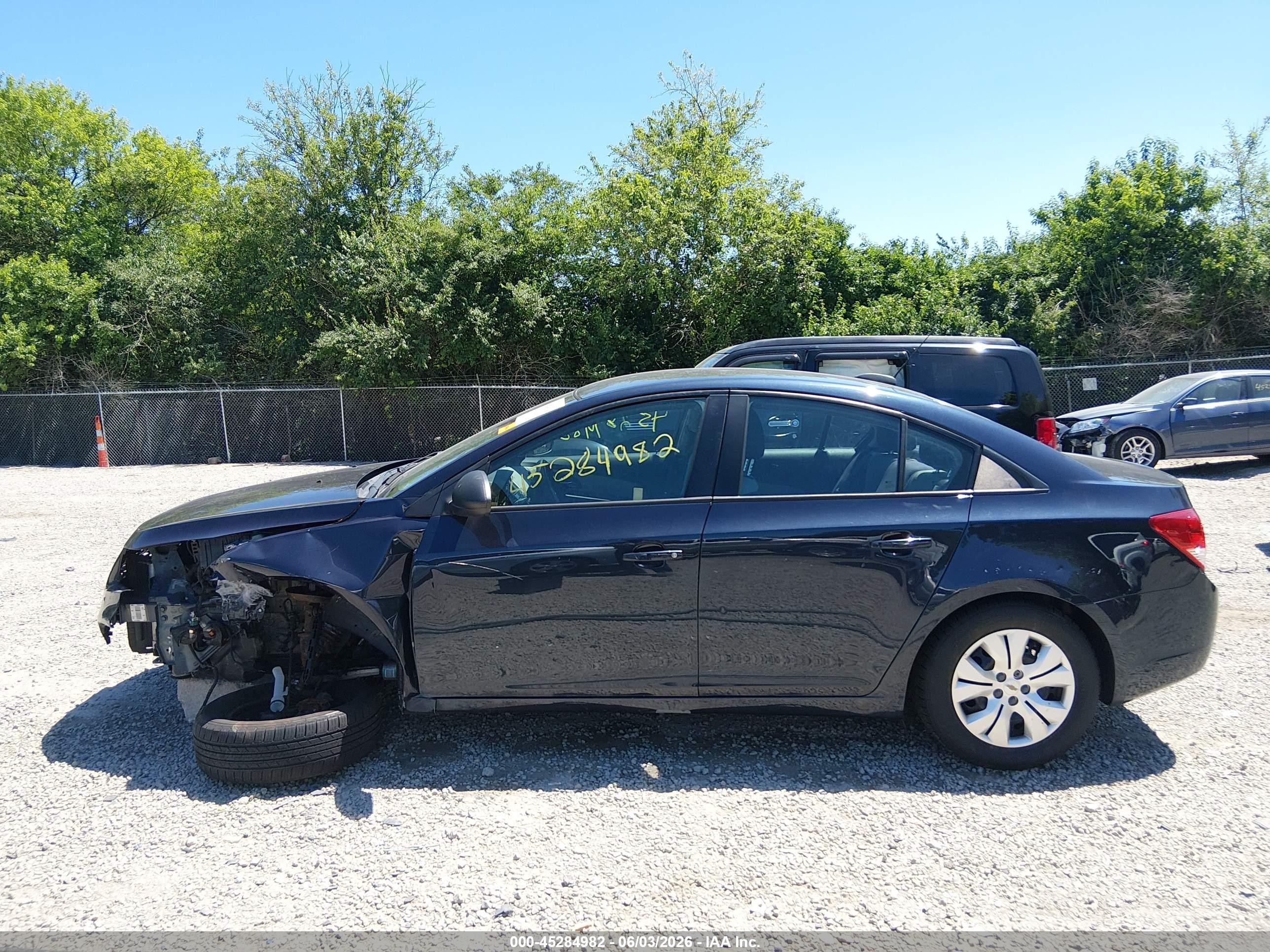 2015 Chevrolet Cruze Ls Auto Black vin: 1G1PA5SHXF7139279