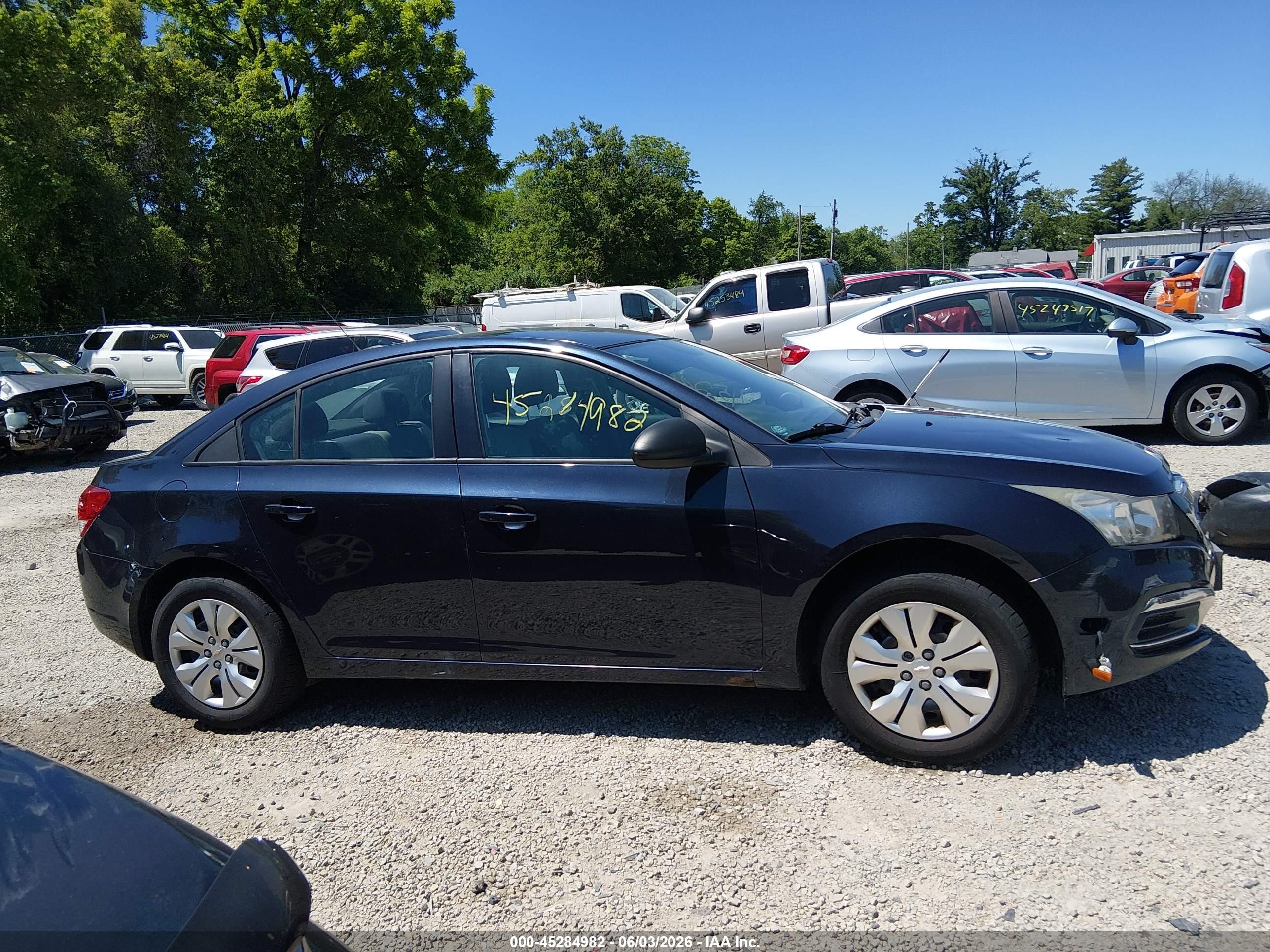 2015 Chevrolet Cruze Ls Auto Black vin: 1G1PA5SHXF7139279