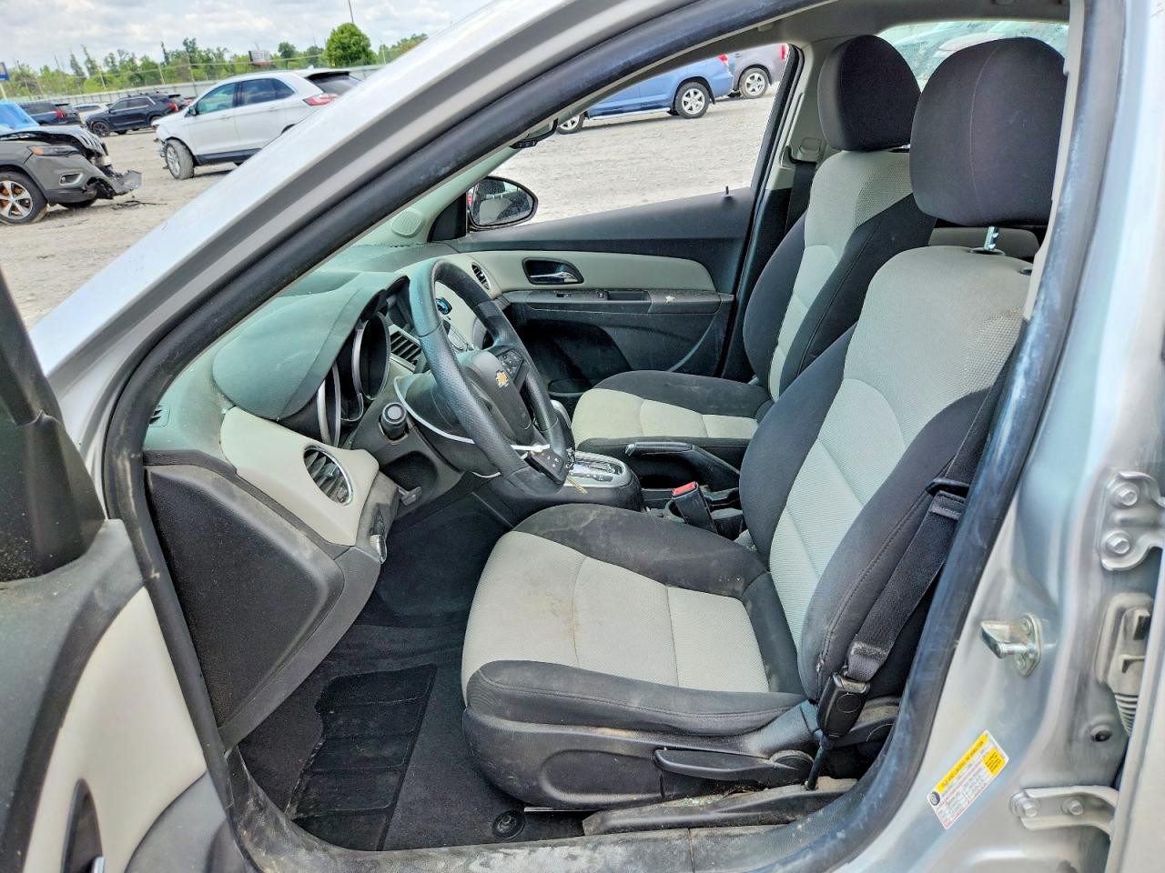 2015 Chevrolet Cruze Ls Silver vin: 1G1PA5SHXF7173240