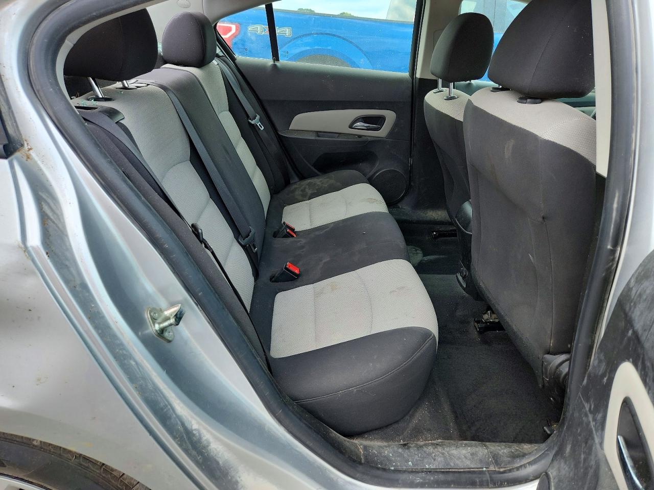2015 Chevrolet Cruze Ls Silver vin: 1G1PA5SHXF7173240