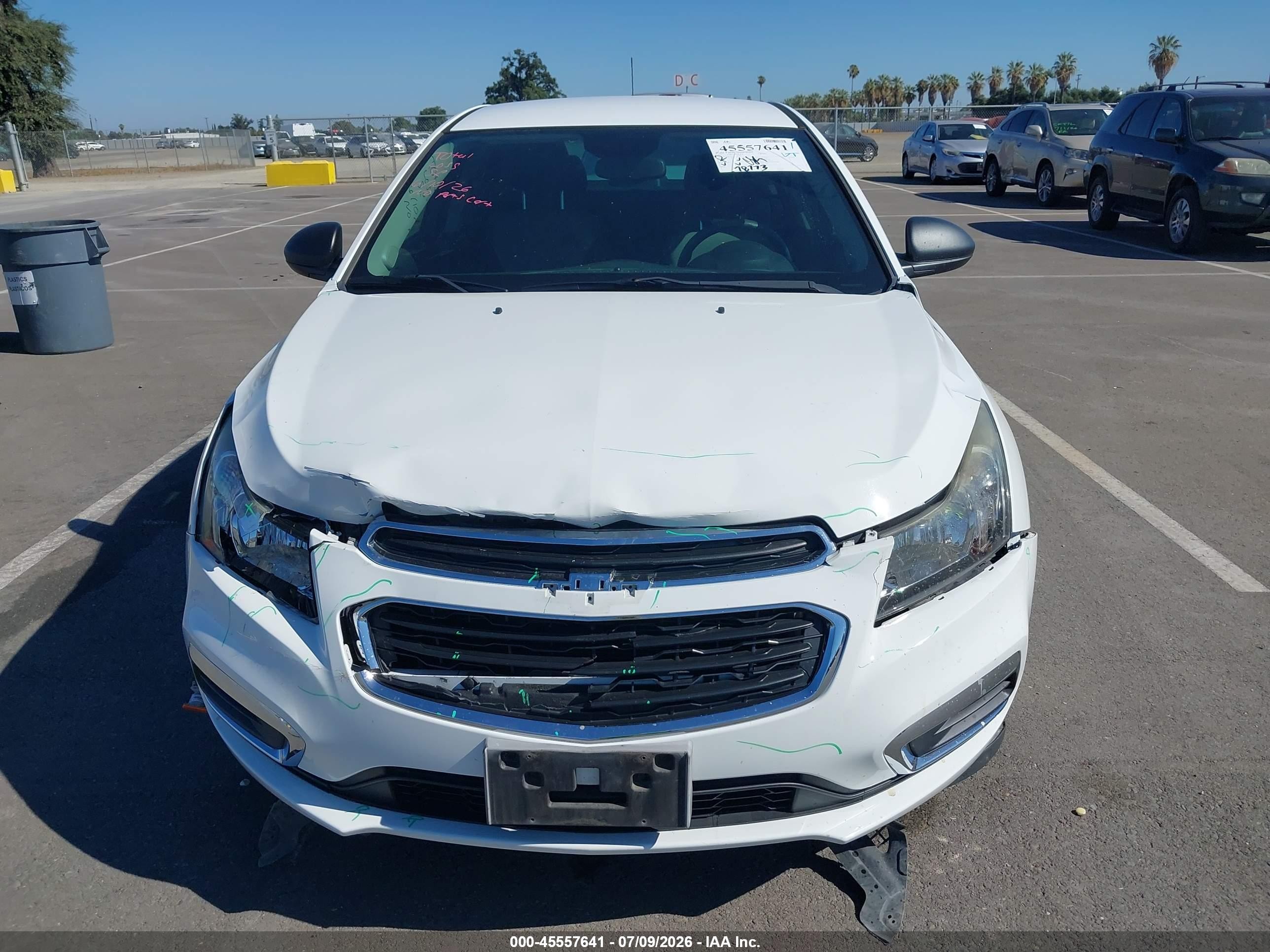 2015 Chevrolet Cruze Ls Manual White vin: 1G1PB5SG0F7102018