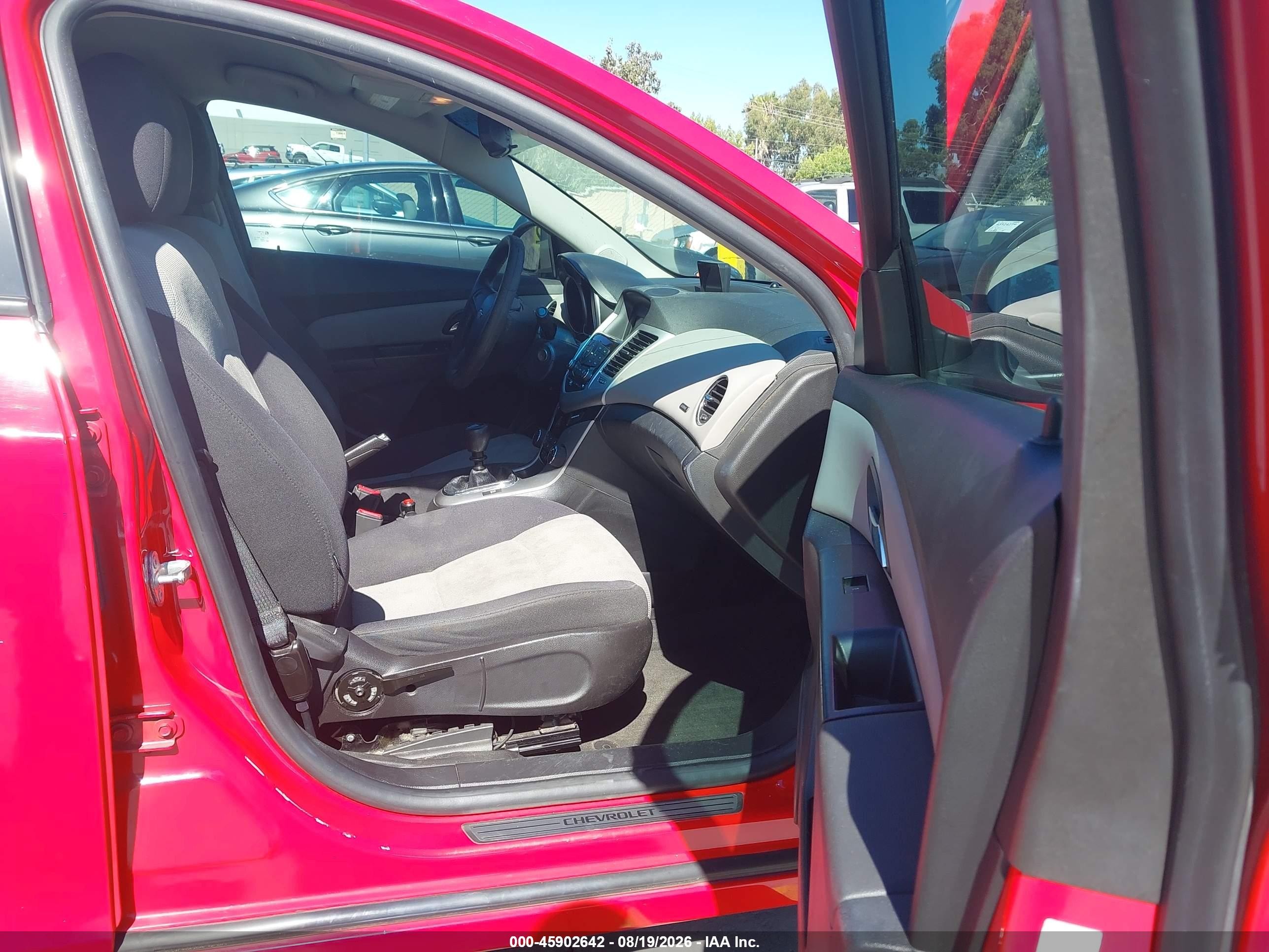2014 Chevrolet Cruze Ls Manual Red vin: 1G1PB5SG3E7346583
