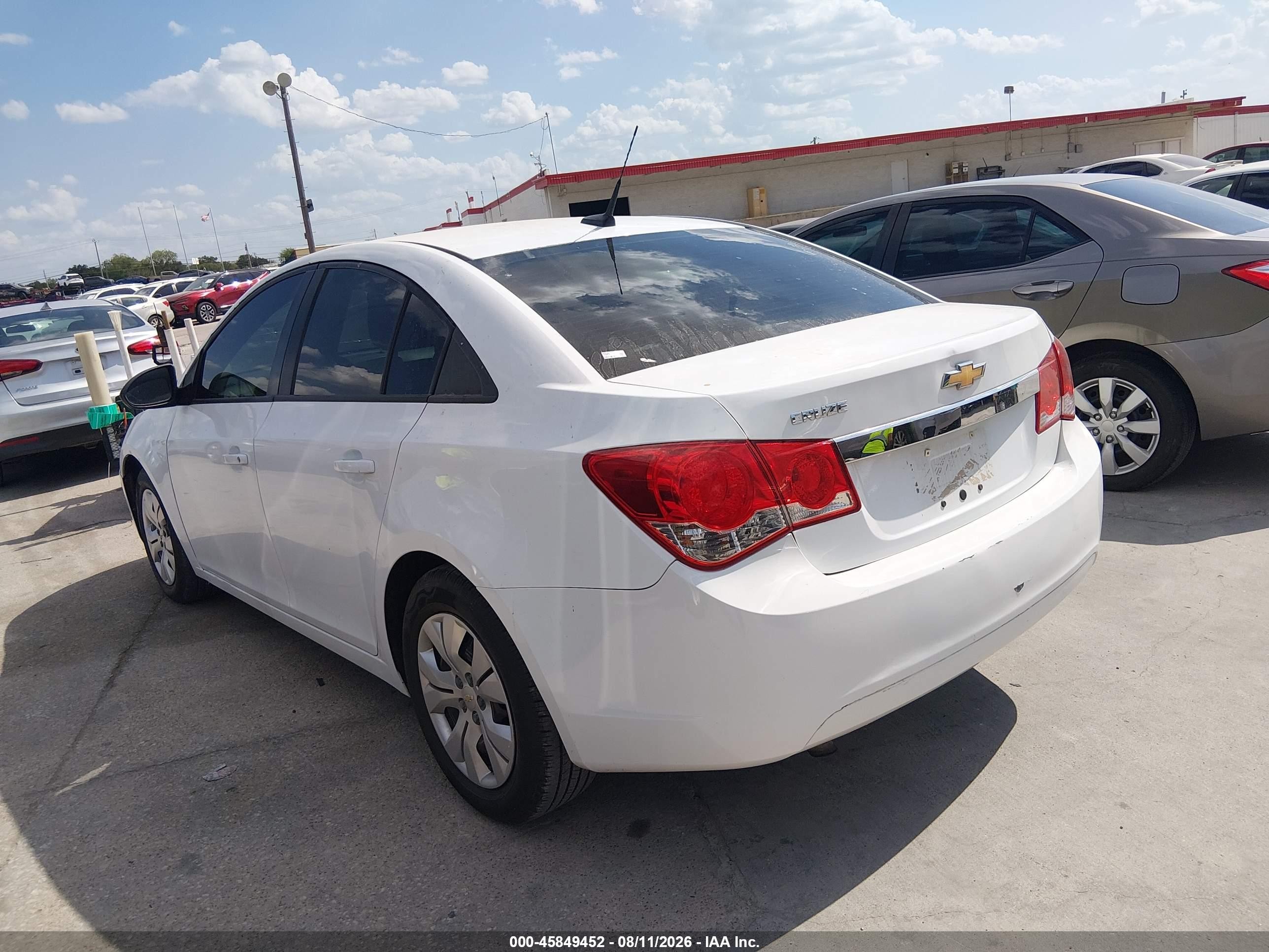 2013 Chevrolet Cruze Ls Manual White vin: 1G1PB5SH2D7243470