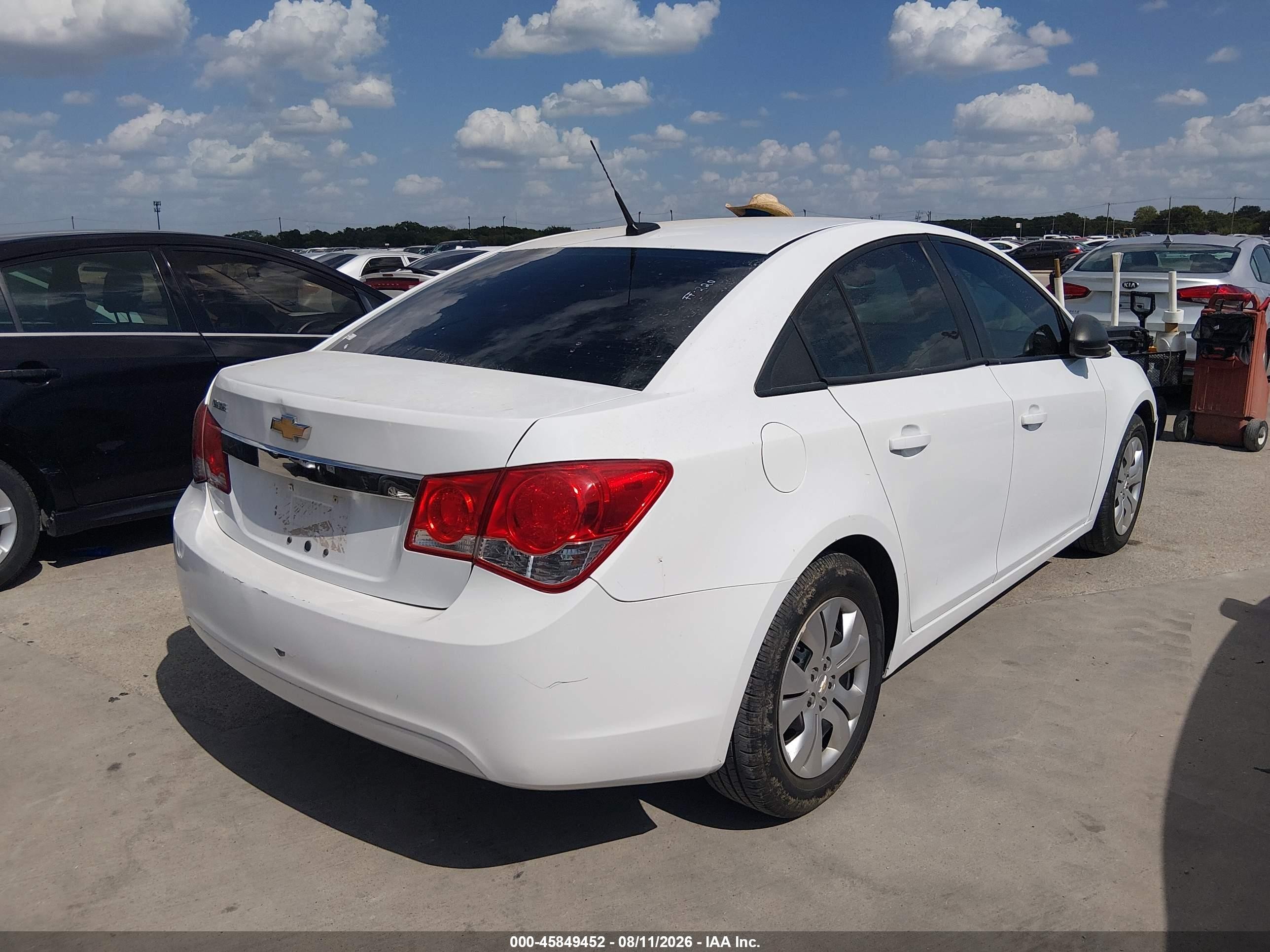 2013 Chevrolet Cruze Ls Manual White vin: 1G1PB5SH2D7243470