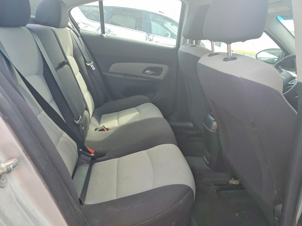 2013 Chevrolet Cruze Ls Серебряный vin: 1G1PB5SH3D7285629