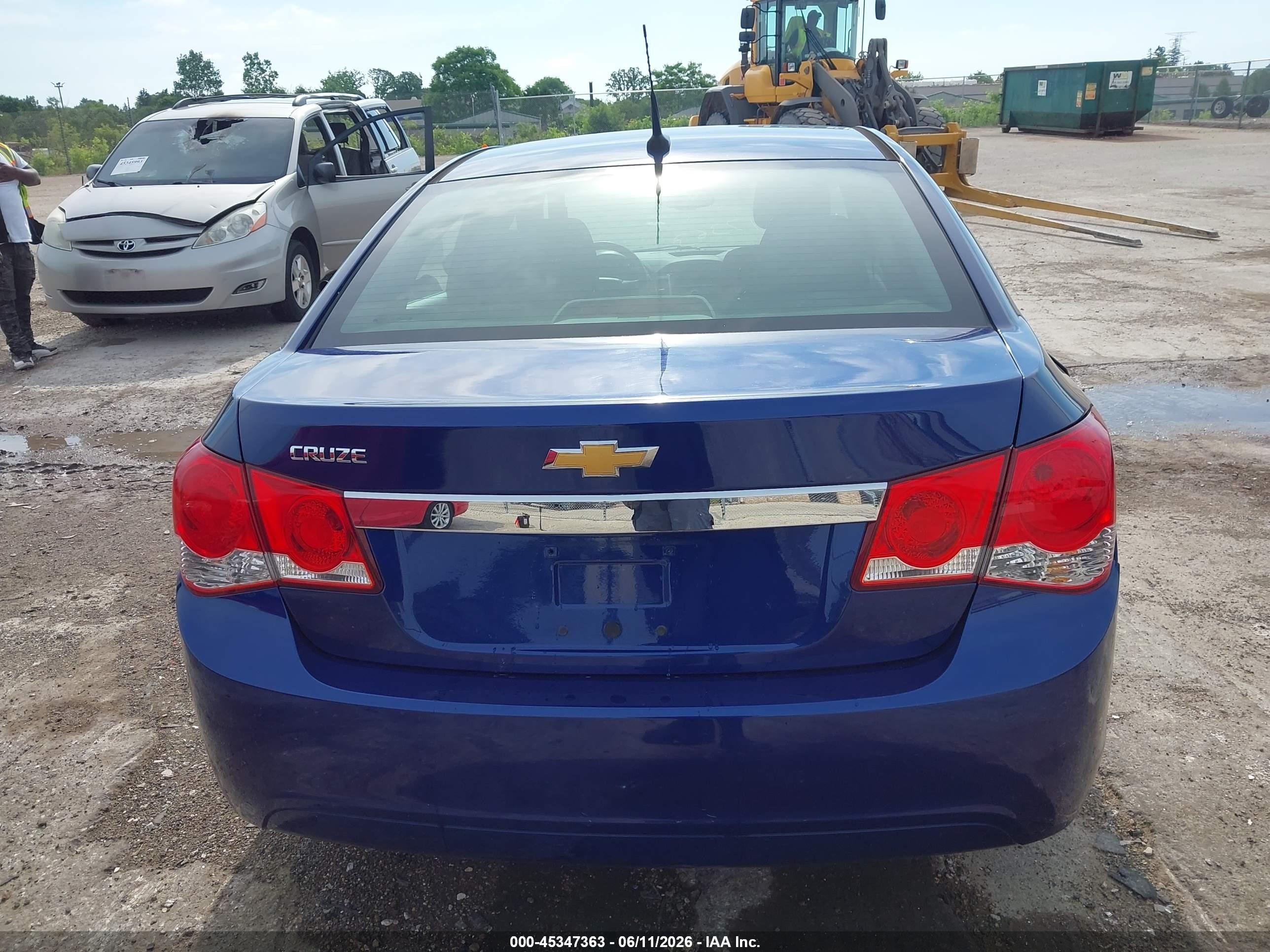 2013 Chevrolet Cruze Ls Manual Blue vin: 1G1PB5SH3D7296078