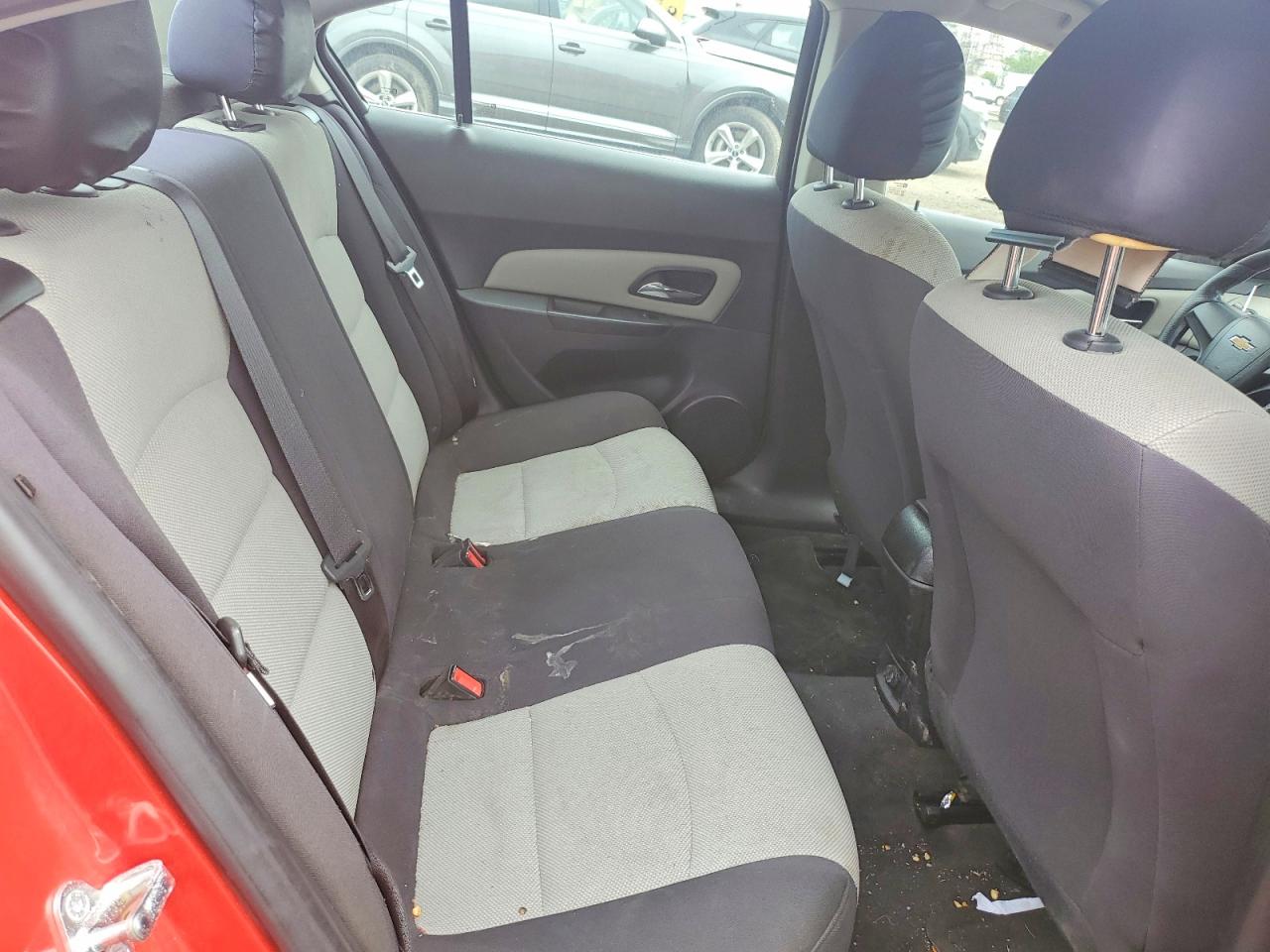 2015 Chevrolet Cruze Ls Red vin: 1G1PB5SH6F7236802