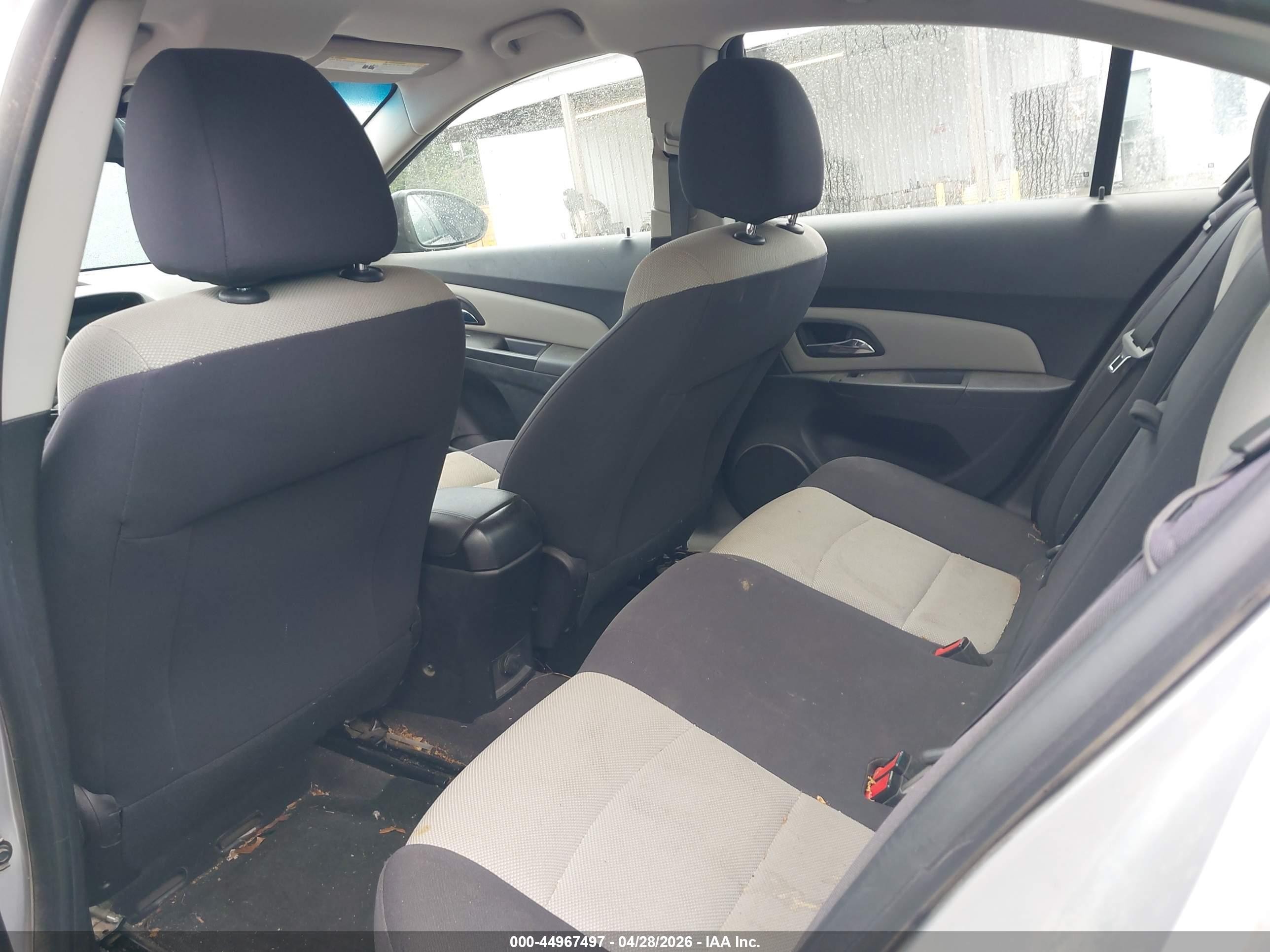 2014 Chevrolet Cruze Ls Manual Серебряный vin: 1G1PB5SH7E7422833
