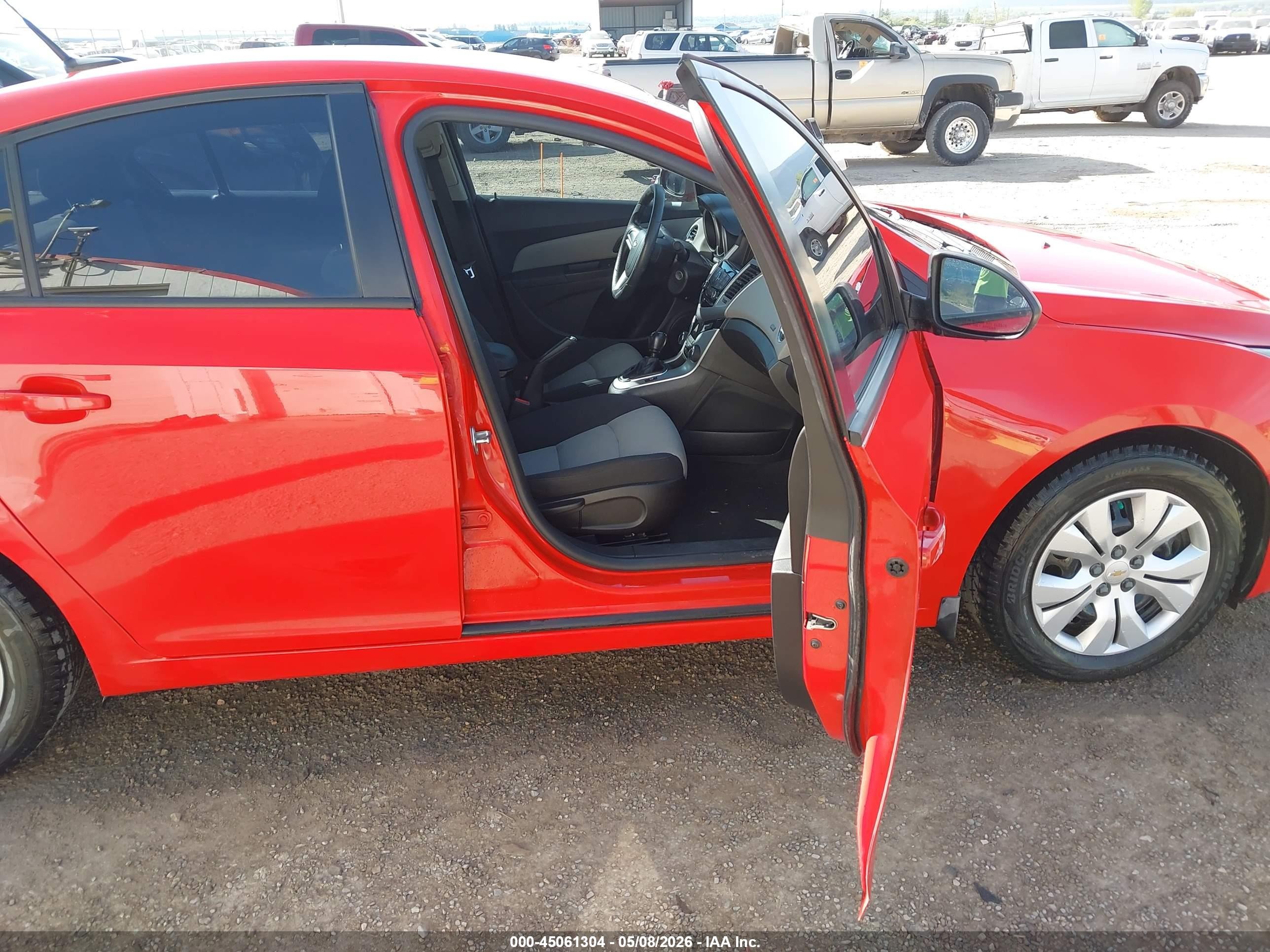 2014 Chevrolet Cruze Ls Manual Red vin: 1G1PB5SH8E7384951