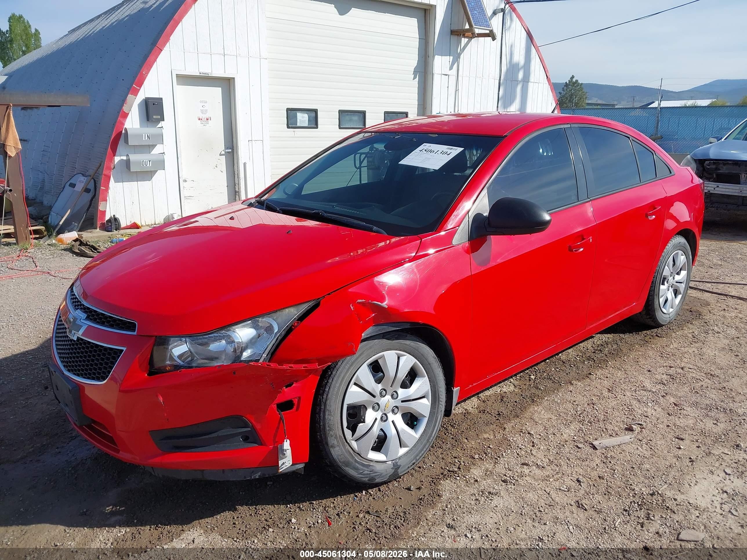 2014 Chevrolet Cruze Ls Manual Red vin: 1G1PB5SH8E7384951