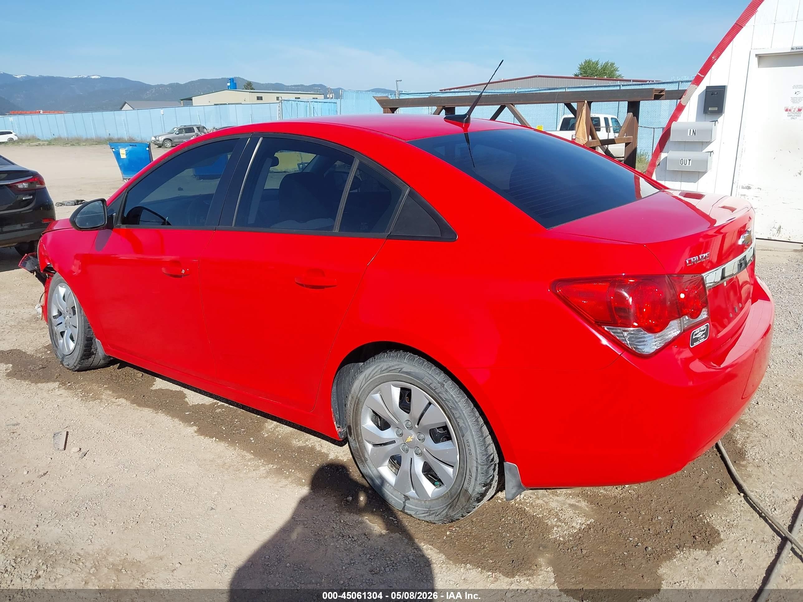 2014 Chevrolet Cruze Ls Manual Red vin: 1G1PB5SH8E7384951