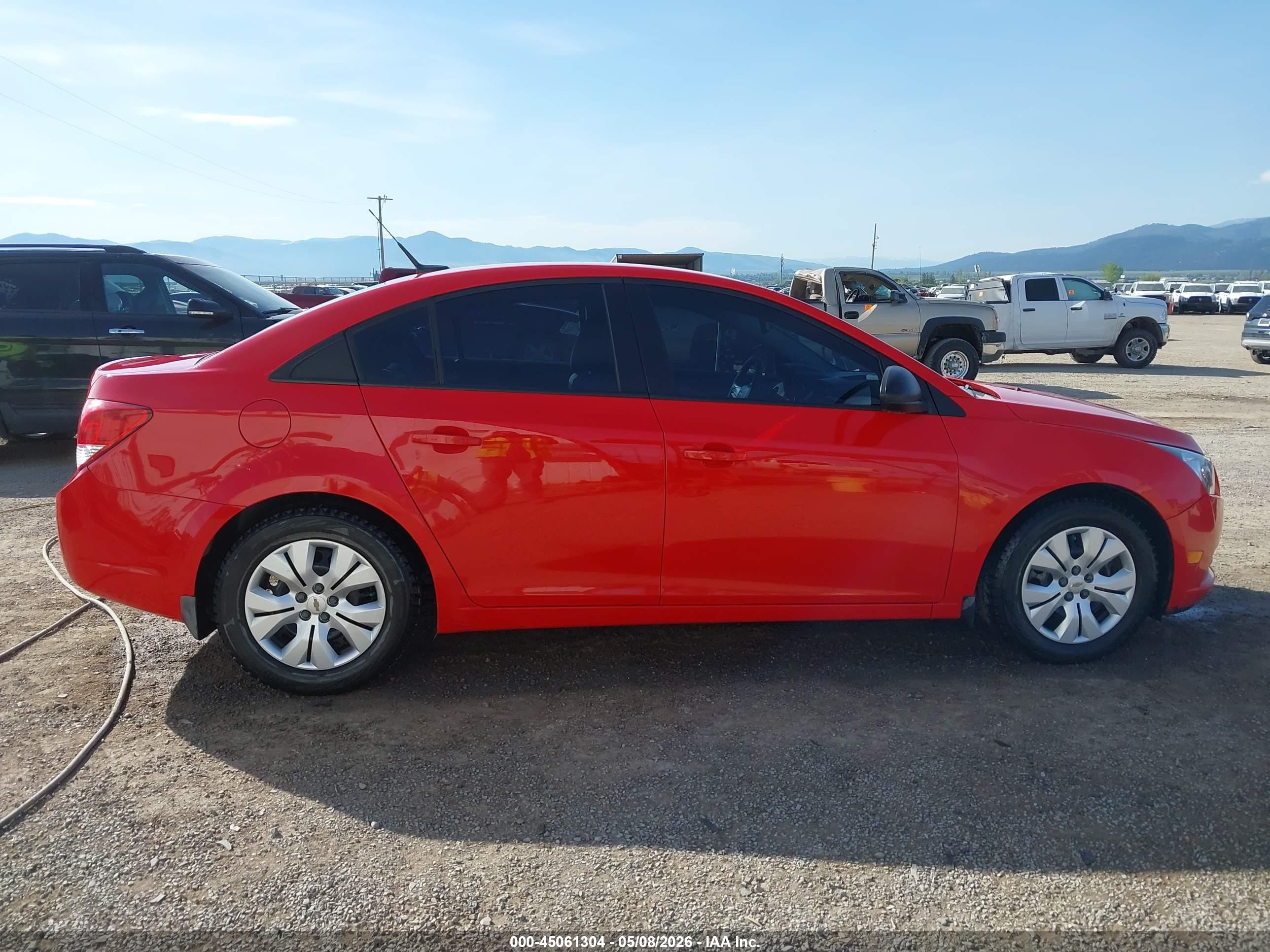 2014 Chevrolet Cruze Ls Manual Red vin: 1G1PB5SH8E7384951