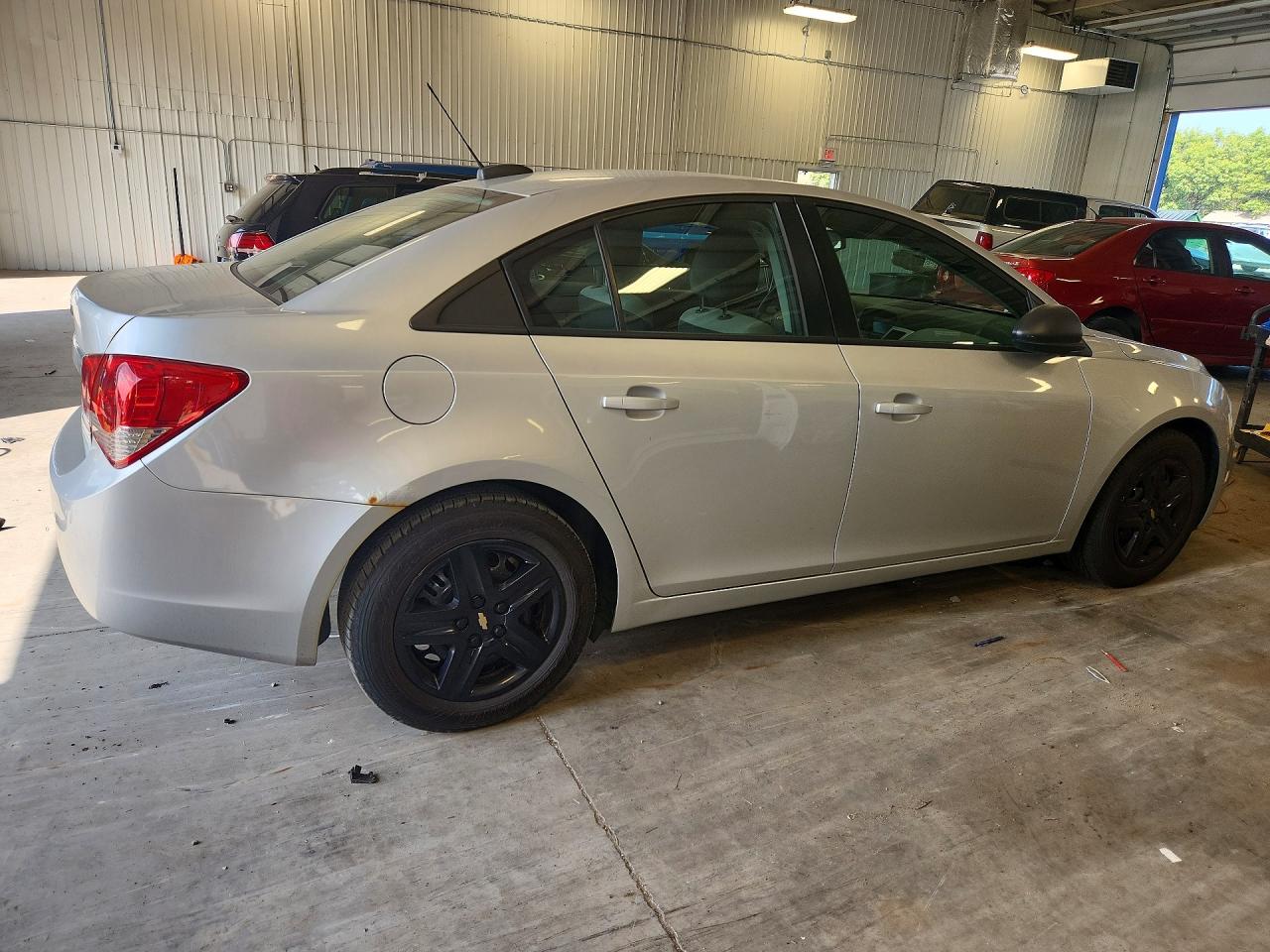 2015 Chevrolet Cruze Ls Silver vin: 1G1PB5SH8F7202392