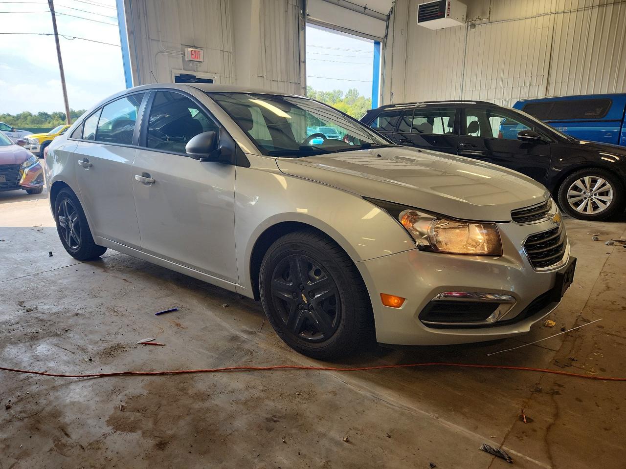 2015 Chevrolet Cruze Ls Silver vin: 1G1PB5SH8F7202392