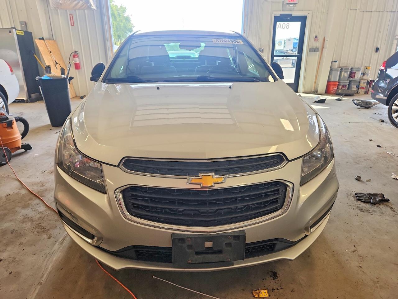2015 Chevrolet Cruze Ls Silver vin: 1G1PB5SH8F7202392