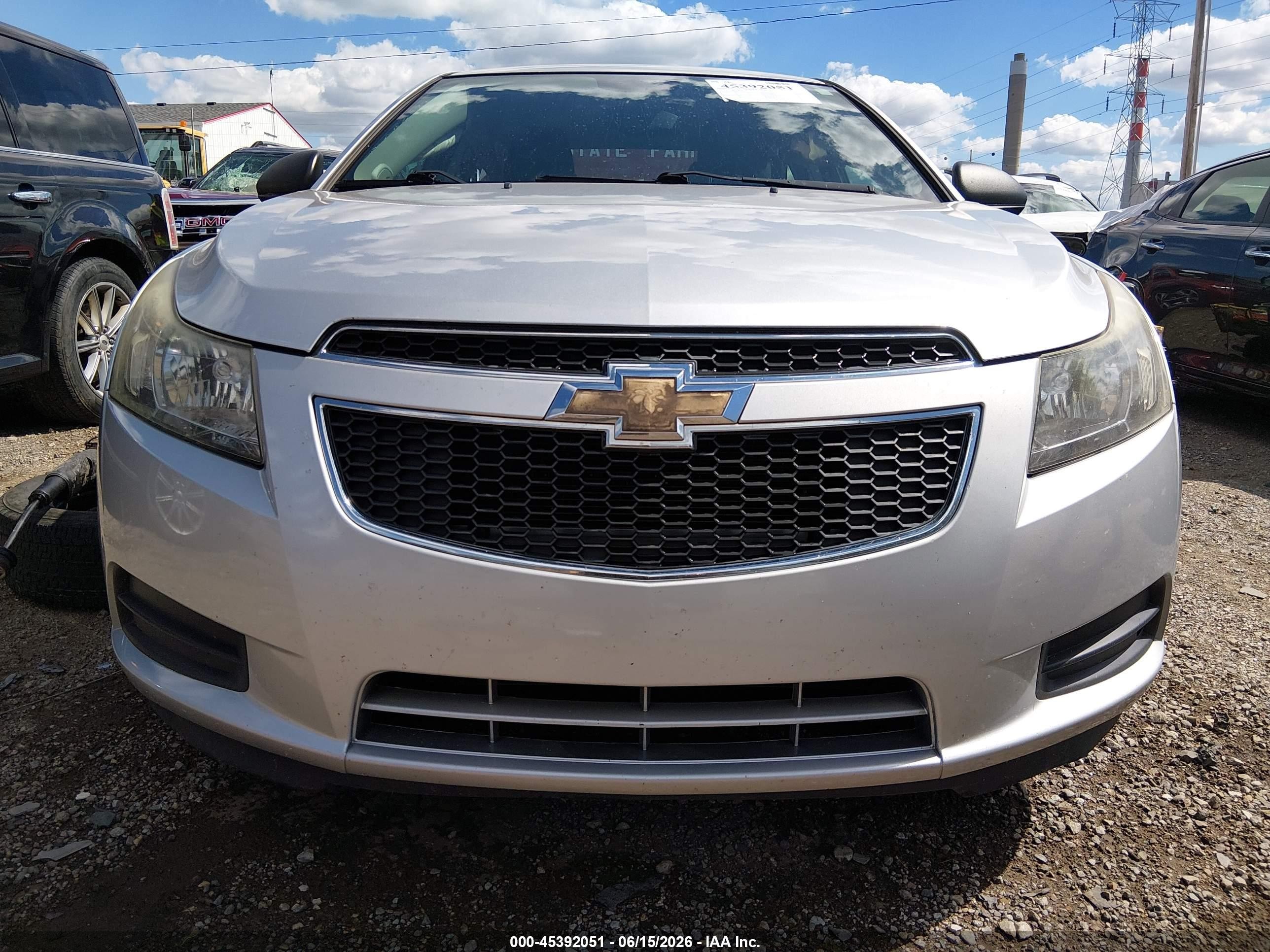 2014 Chevrolet Cruze Ls Manual Silver vin: 1G1PB5SH9E7131136