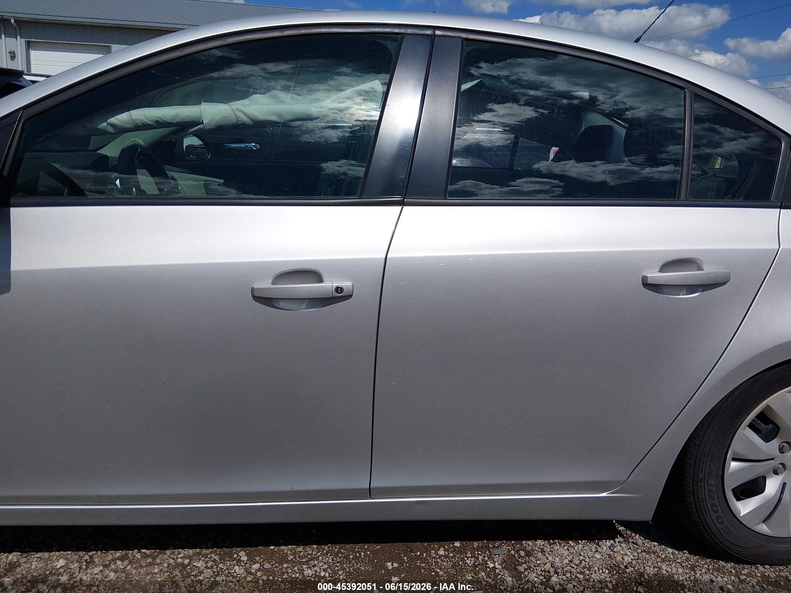 2014 Chevrolet Cruze Ls Manual Silver vin: 1G1PB5SH9E7131136