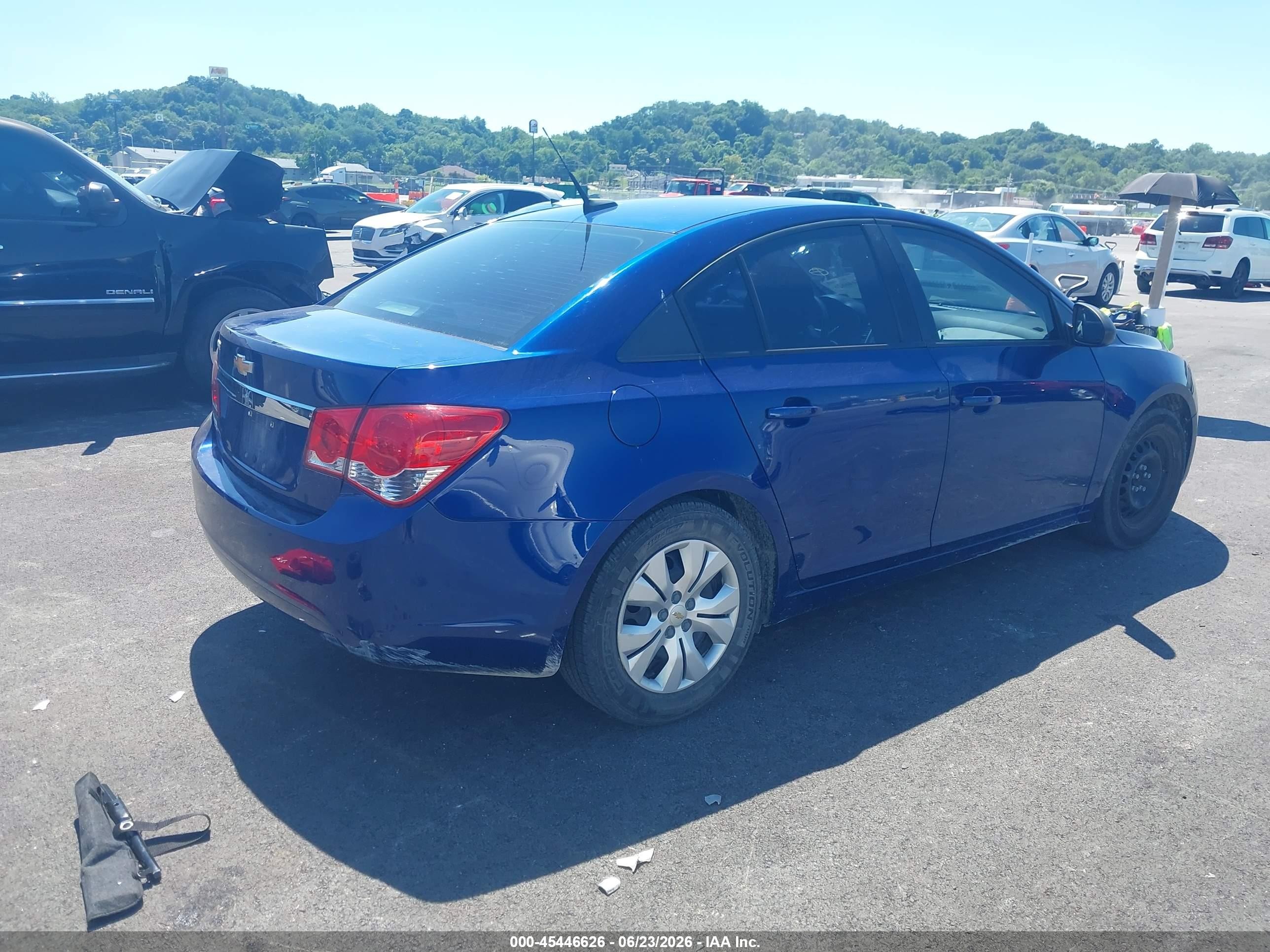 2013 Chevrolet Cruze Ls Manual Blue vin: 1G1PB5SHXD7164192
