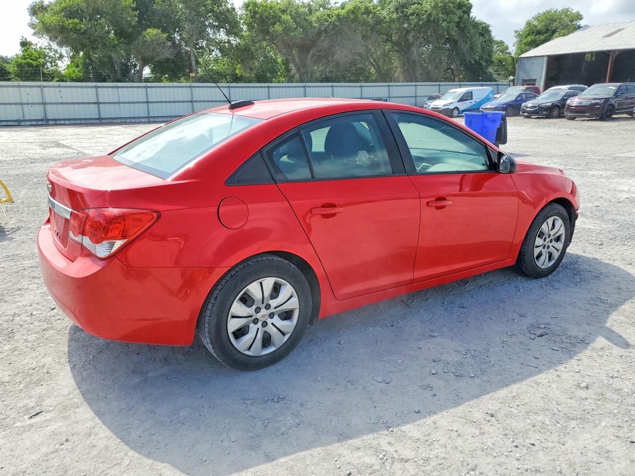 2015 Chevrolet Cruze Ls Red vin: 1G1PB5SHXF7133608