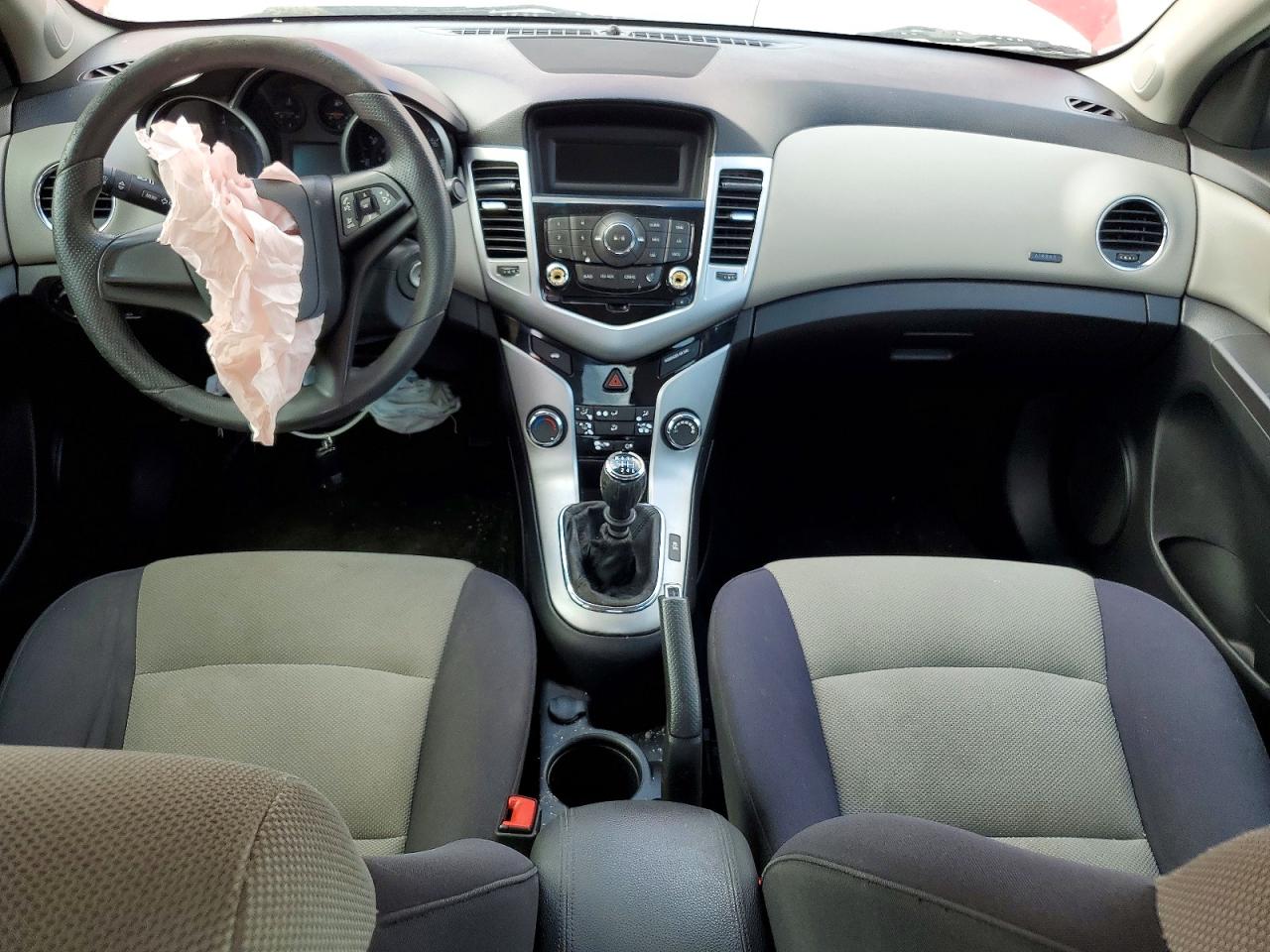 2015 Chevrolet Cruze Ls Red vin: 1G1PB5SHXF7133608