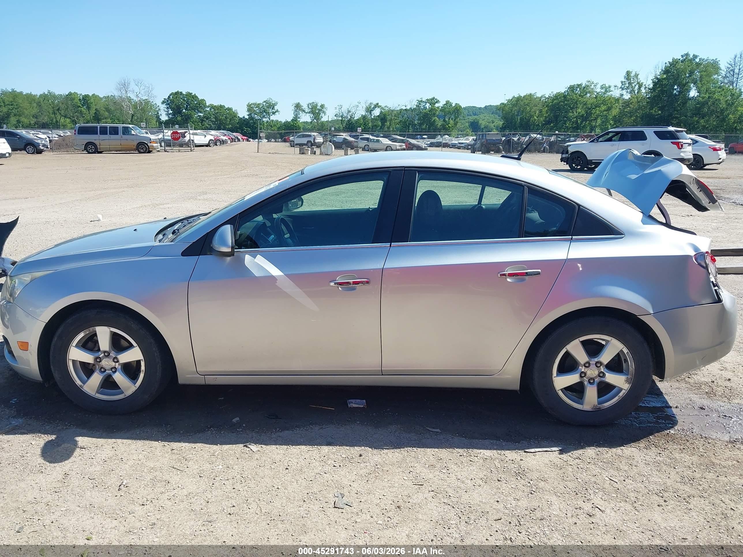 2013 Chevrolet Cruze 1lt Auto Silver vin: 1G1PC5SB0D7208113