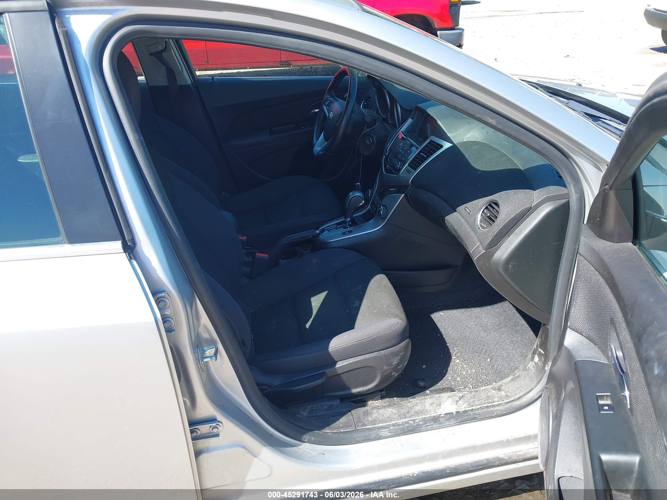 2013 Chevrolet Cruze 1lt Auto Silver vin: 1G1PC5SB0D7208113