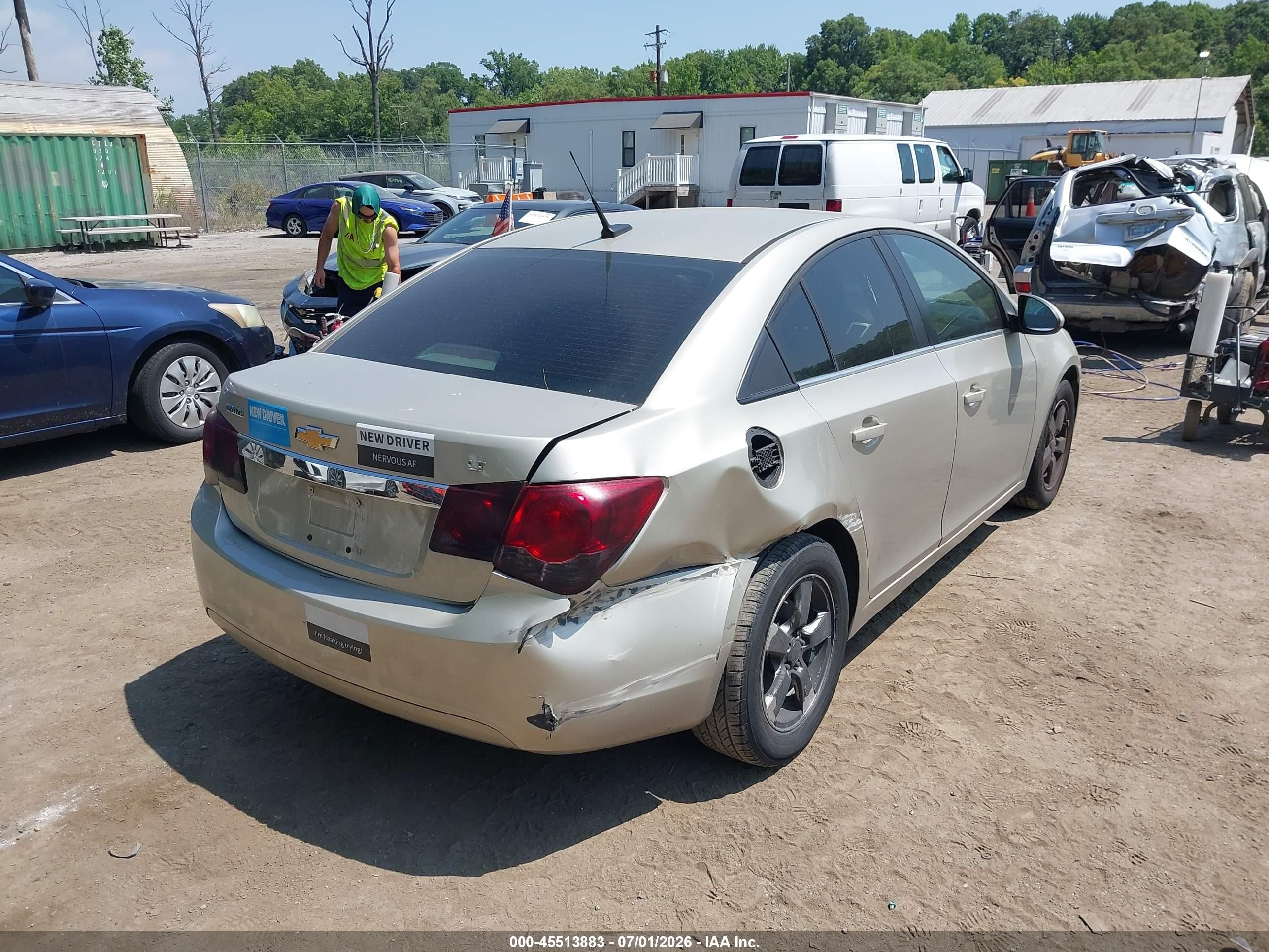 2013 Chevrolet Cruze 1lt Auto Champagne vin: 1G1PC5SB0D7254900