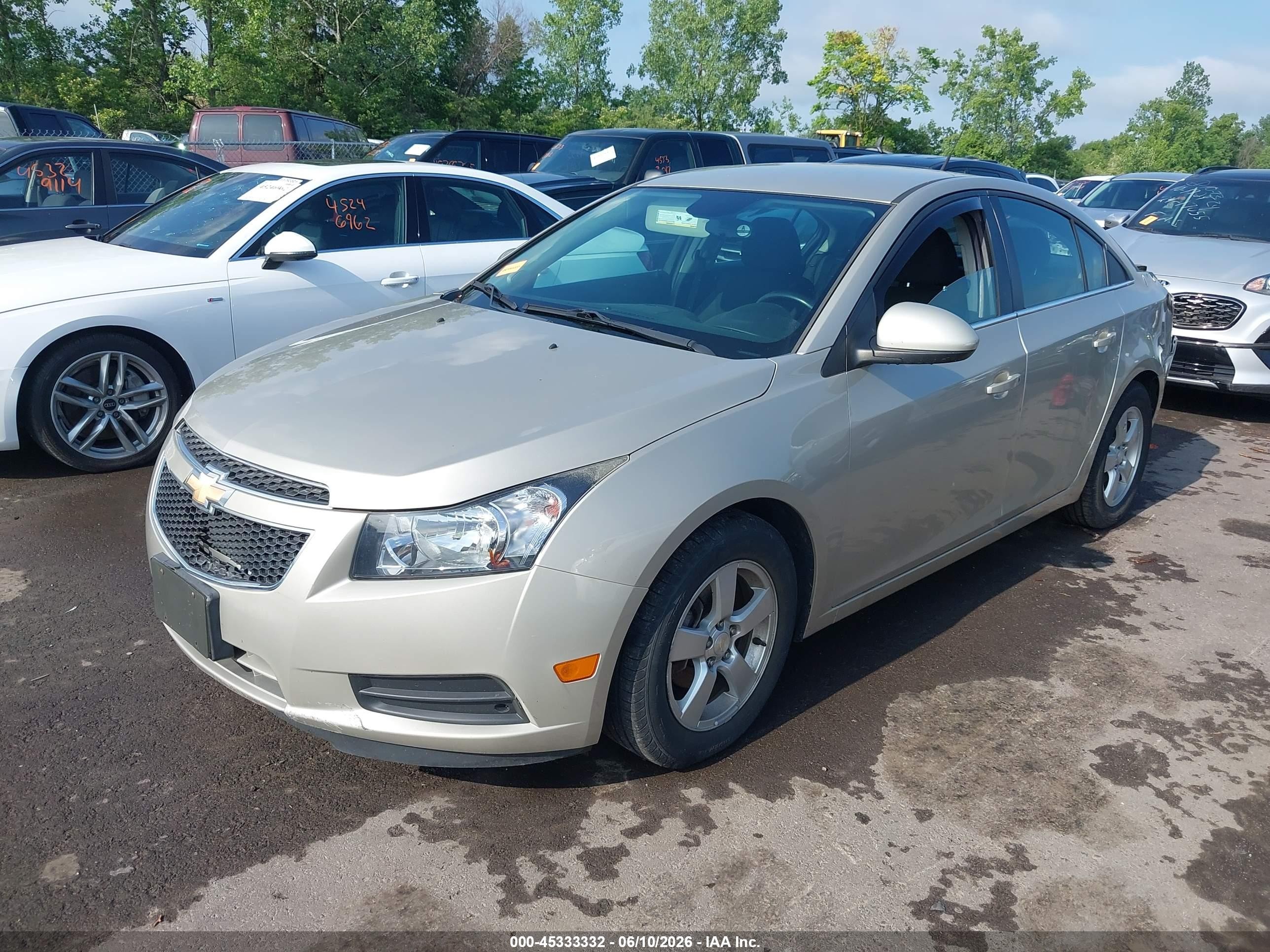 2014 Chevrolet Cruze 1lt Auto Beige vin: 1G1PC5SB0E7424092