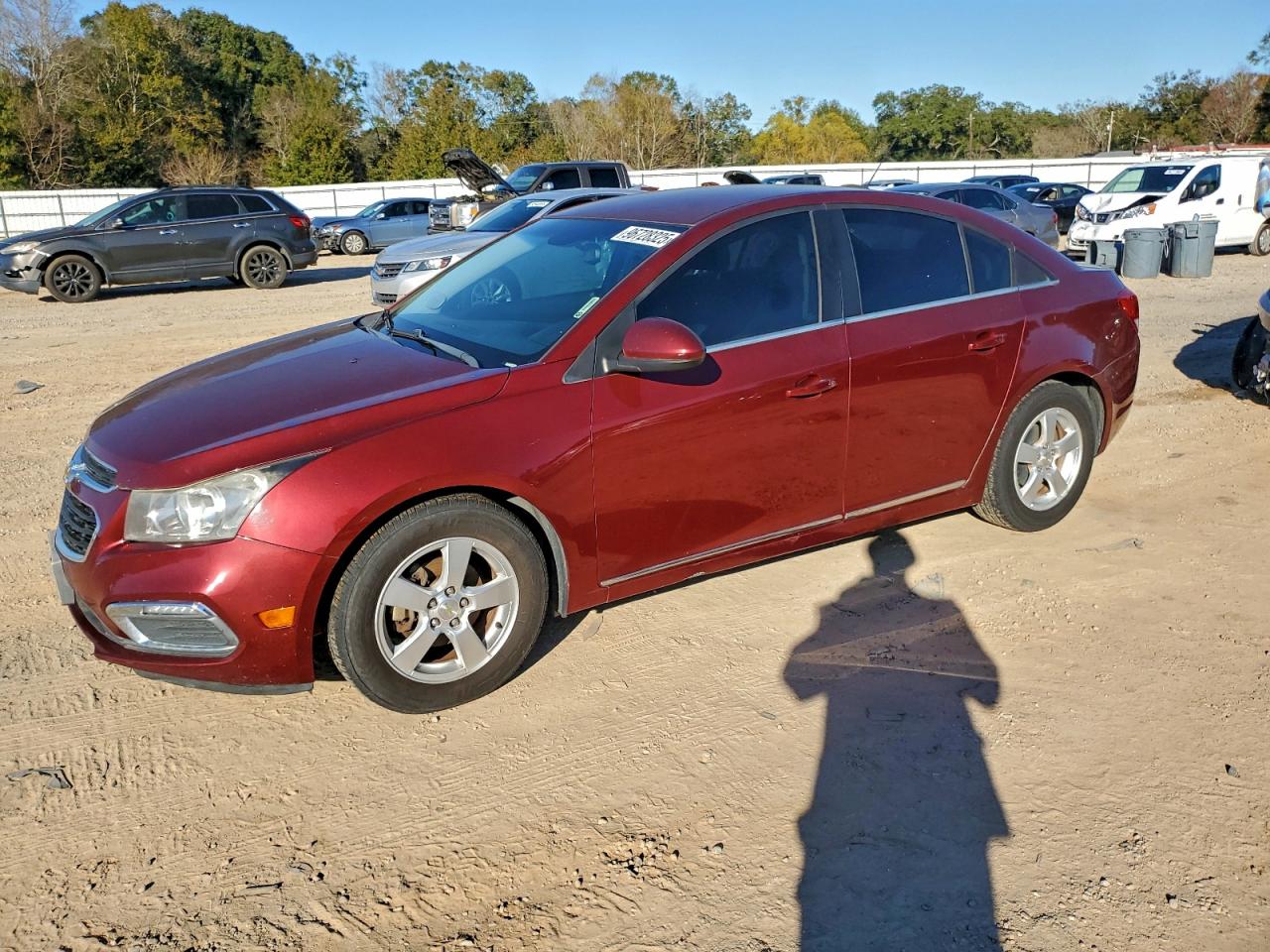 2015 Chevrolet Cruze Burgundy vin: 1G1PC5SB0F7143251