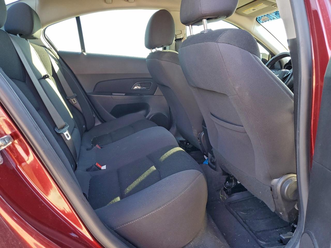 2015 Chevrolet Cruze Burgundy vin: 1G1PC5SB0F7143251