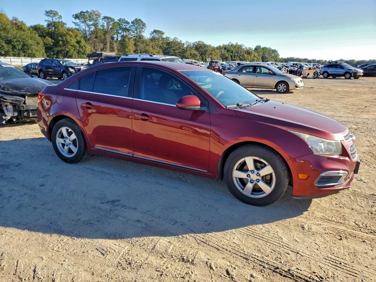 2015 Chevrolet Cruze Burgundy vin: 1G1PC5SB0F7143251