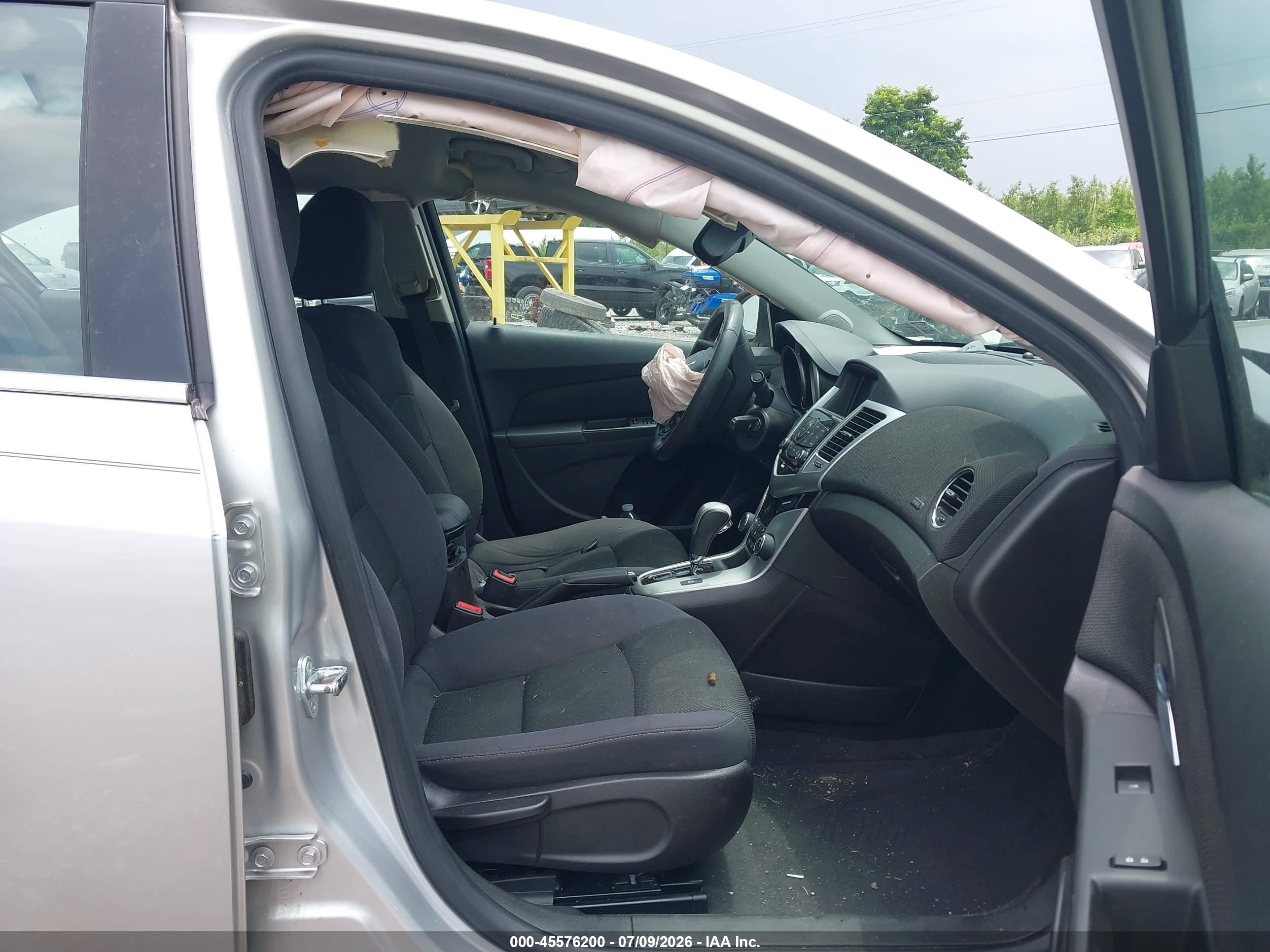 2015 Chevrolet Cruze 1lt Auto Silver vin: 1G1PC5SB0F7191882